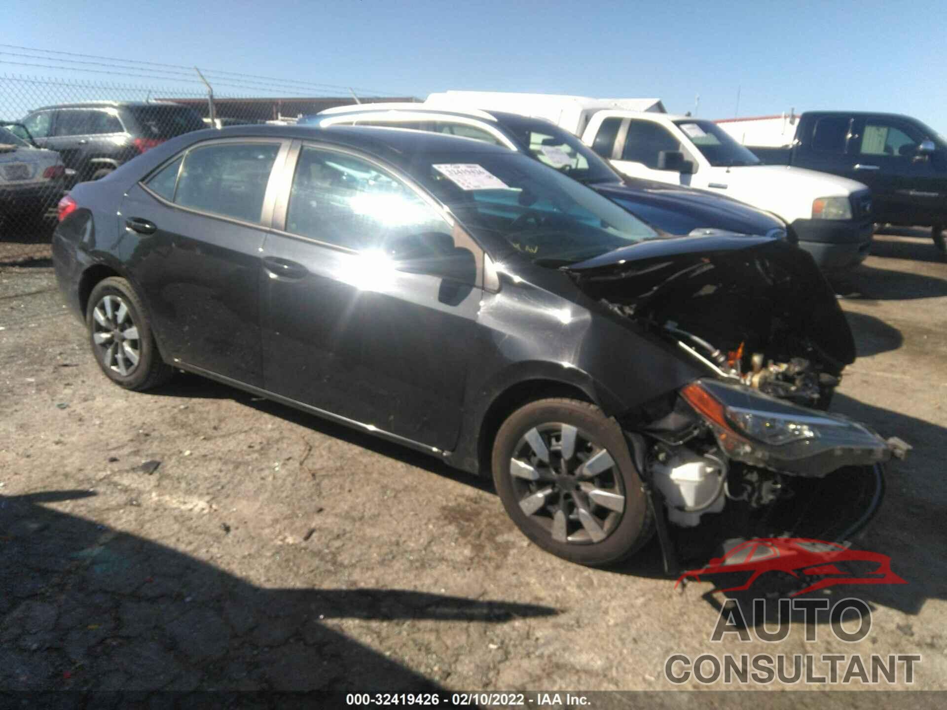 TOYOTA COROLLA 2018 - 2T1BURHE9JC984208