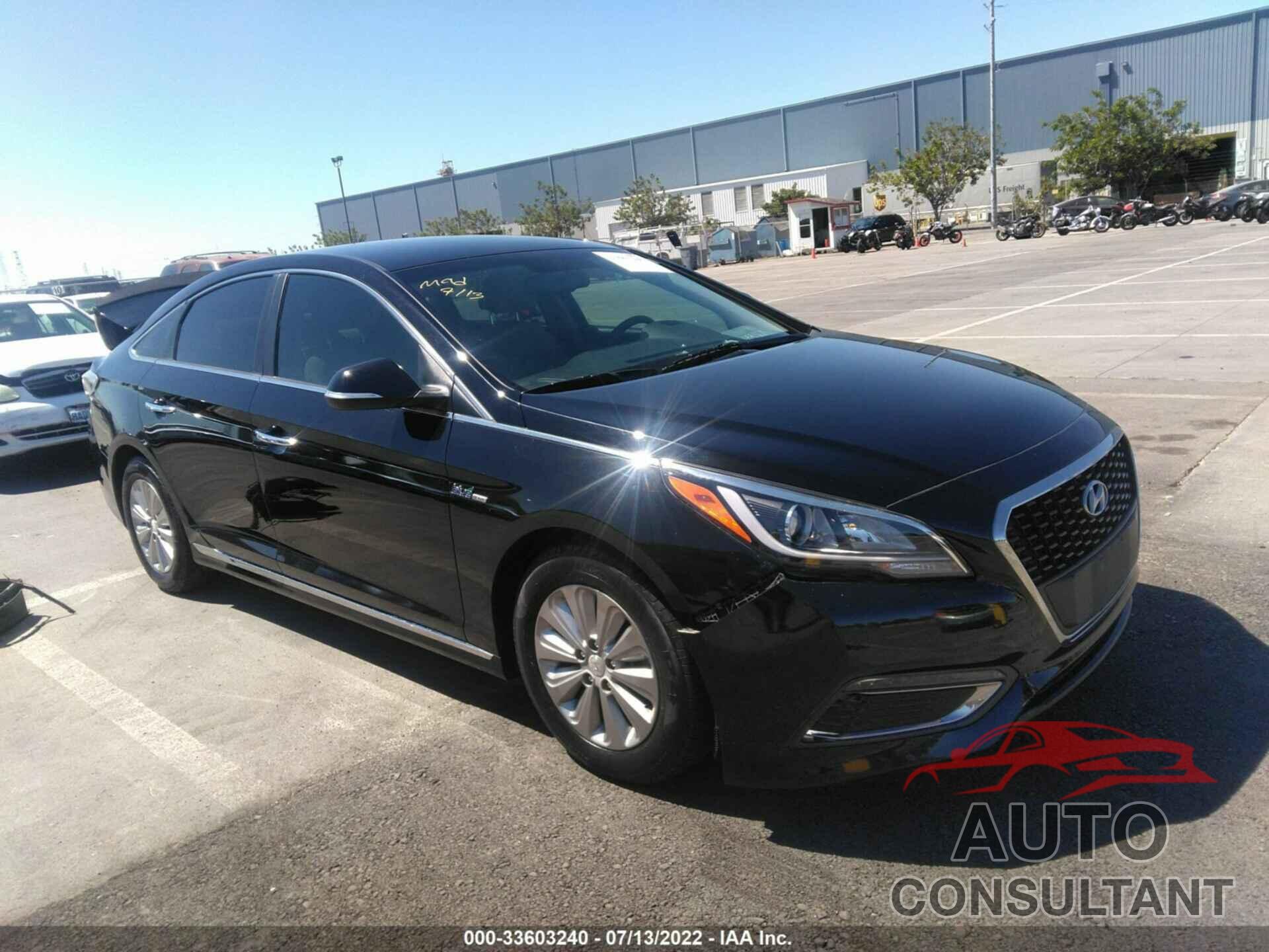 HYUNDAI SONATA HYBRID 2016 - KMHE24L19GA008898