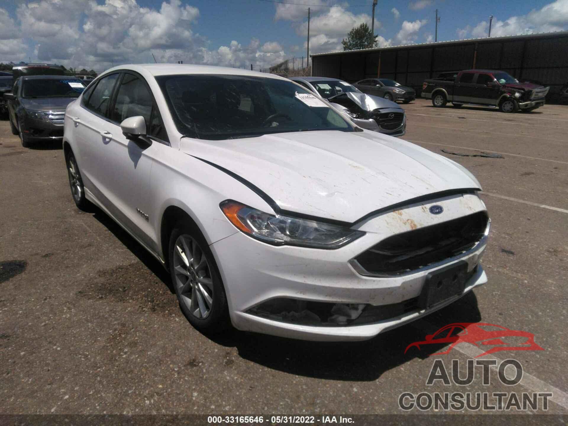 FORD FUSION 2017 - 3FA6P0LU7HR381450