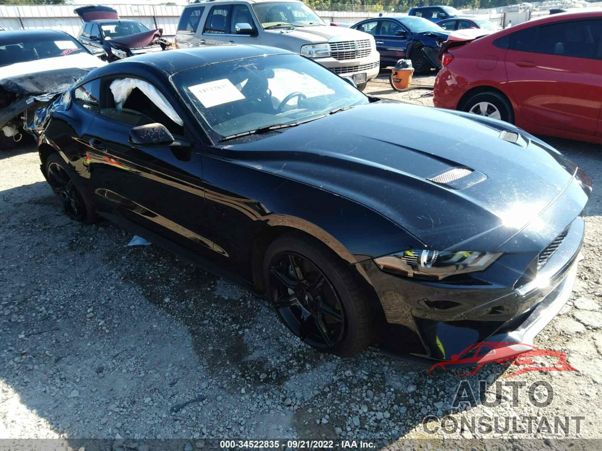 FORD MUSTANG 2018 - 1FA6P8CF0J5137406