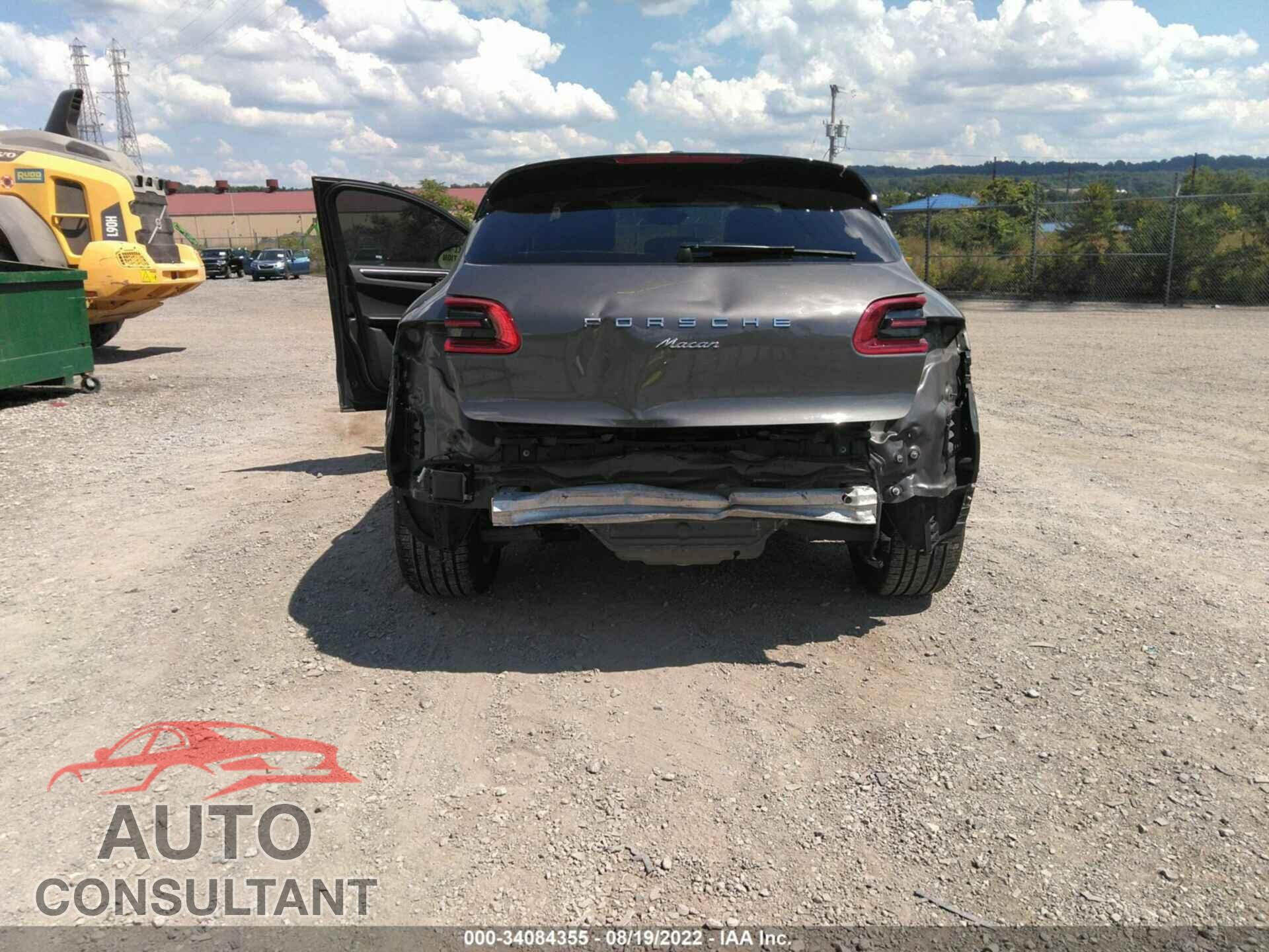 PORSCHE MACAN 2018 - WP1AA2A57JLB19573