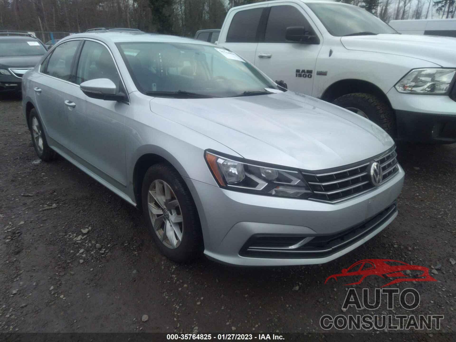 VOLKSWAGEN PASSAT 2017 - 1VWAT7A30HC055987