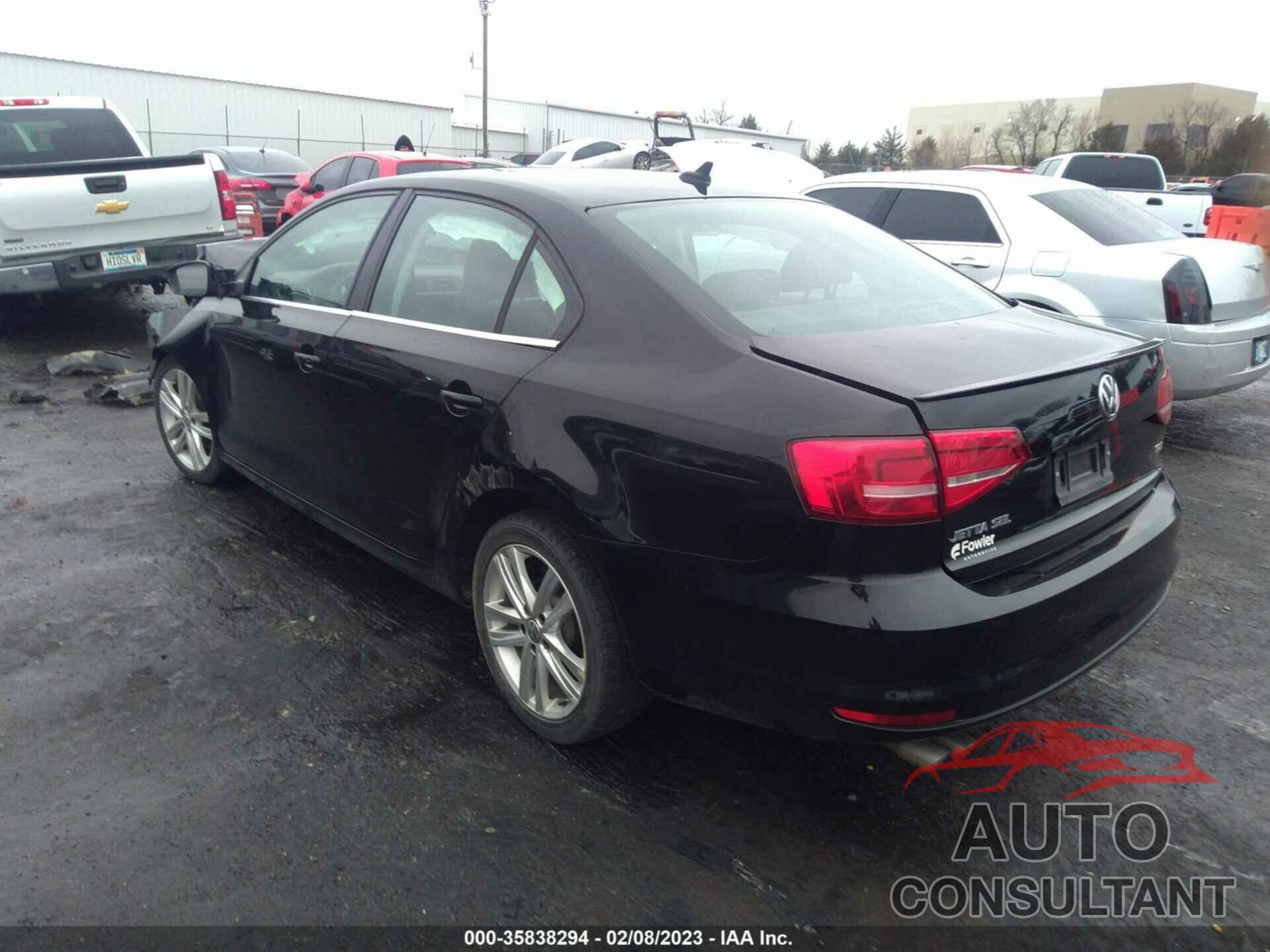 VOLKSWAGEN JETTA SEDAN 2015 - 3VWLA7AJ8FM247490