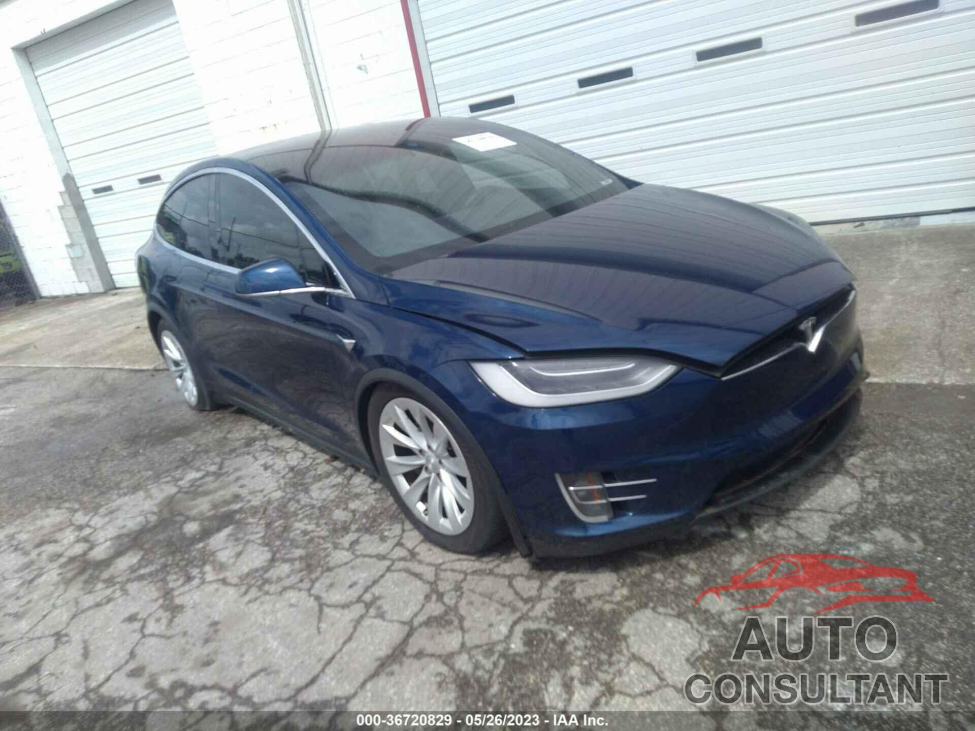 TESLA MODEL X 2017 - 5YJXCBE23HF055454