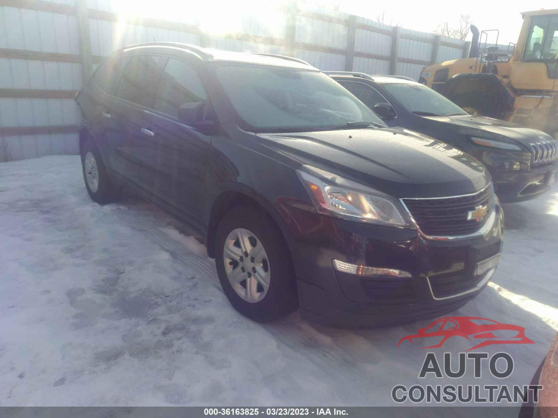 CHEVROLET TRAVERSE 2015 - 1GNKVFED2FJ125665