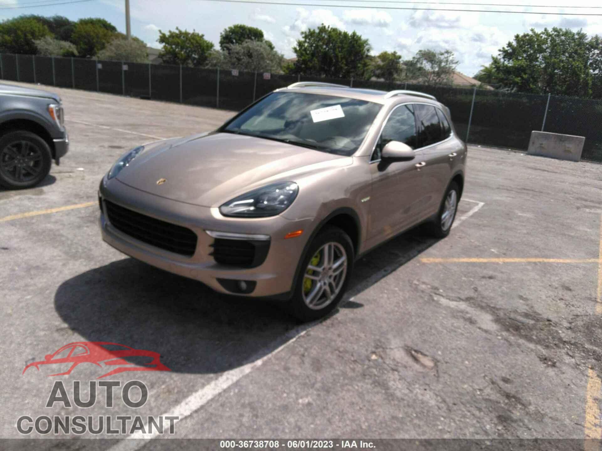 PORSCHE CAYENNE 2017 - WP1AE2A22HLA75373