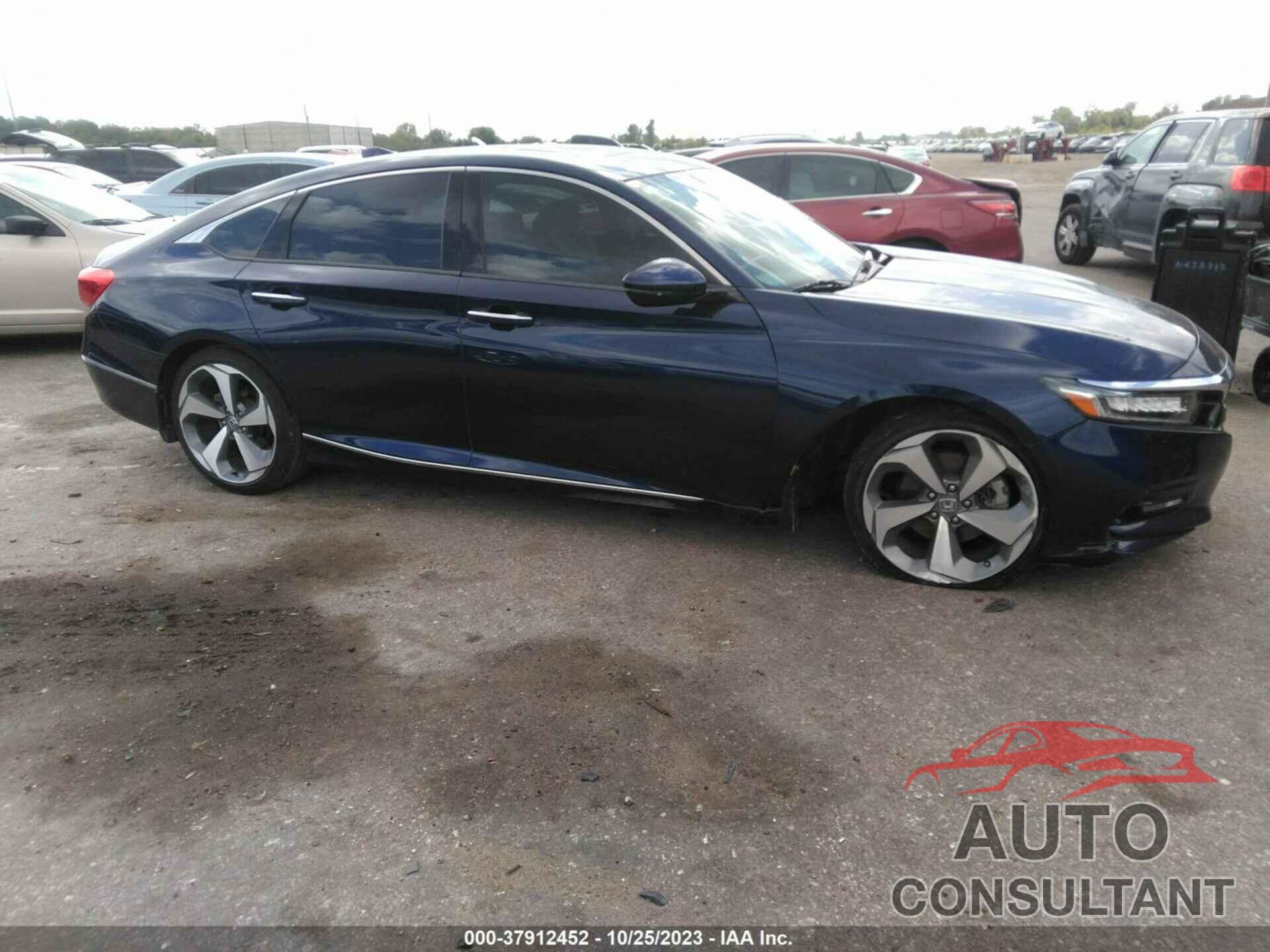 HONDA ACCORD SEDAN 2018 - 1HGCV1F94JA107897