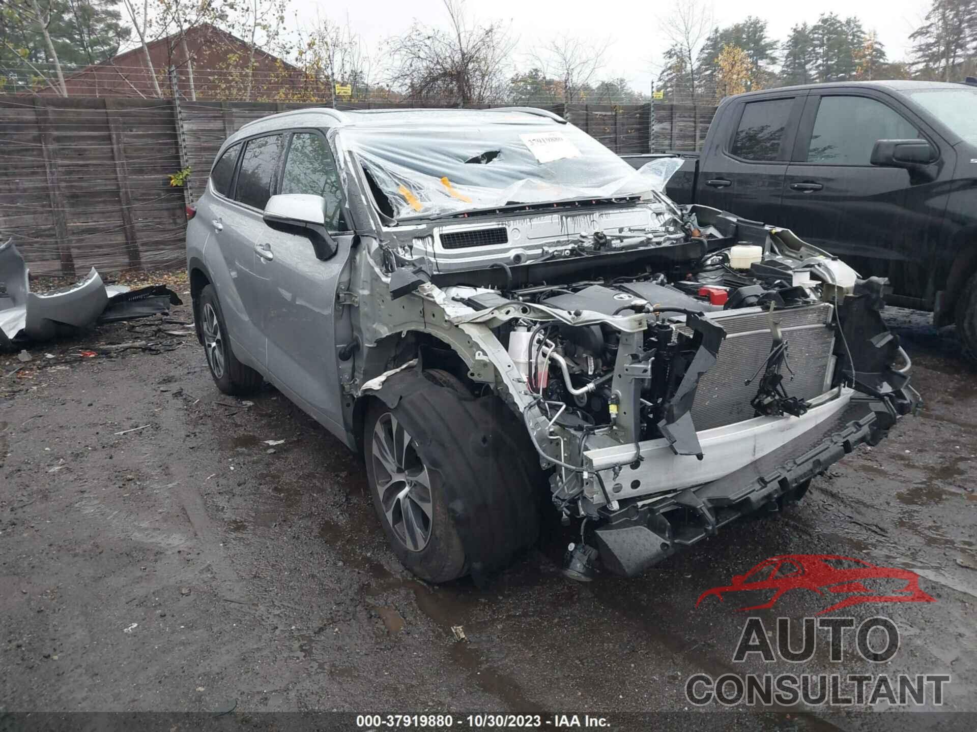 TOYOTA HIGHLANDER 2022 - 5TDGZRBH8NS174415
