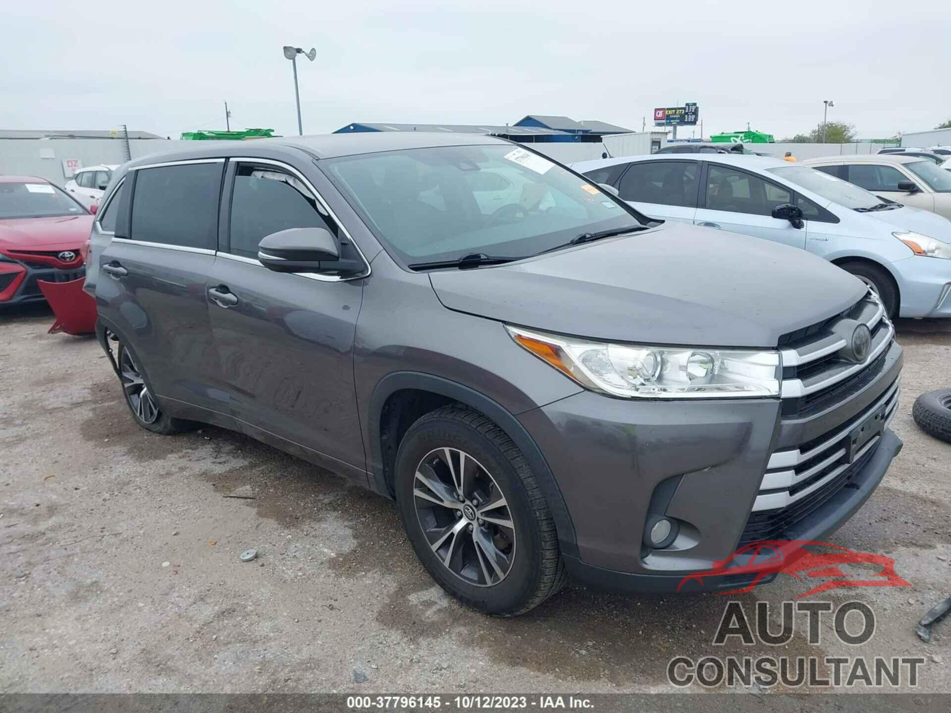 TOYOTA HIGHLANDER 2017 - 5TDZZRFH2HS219615