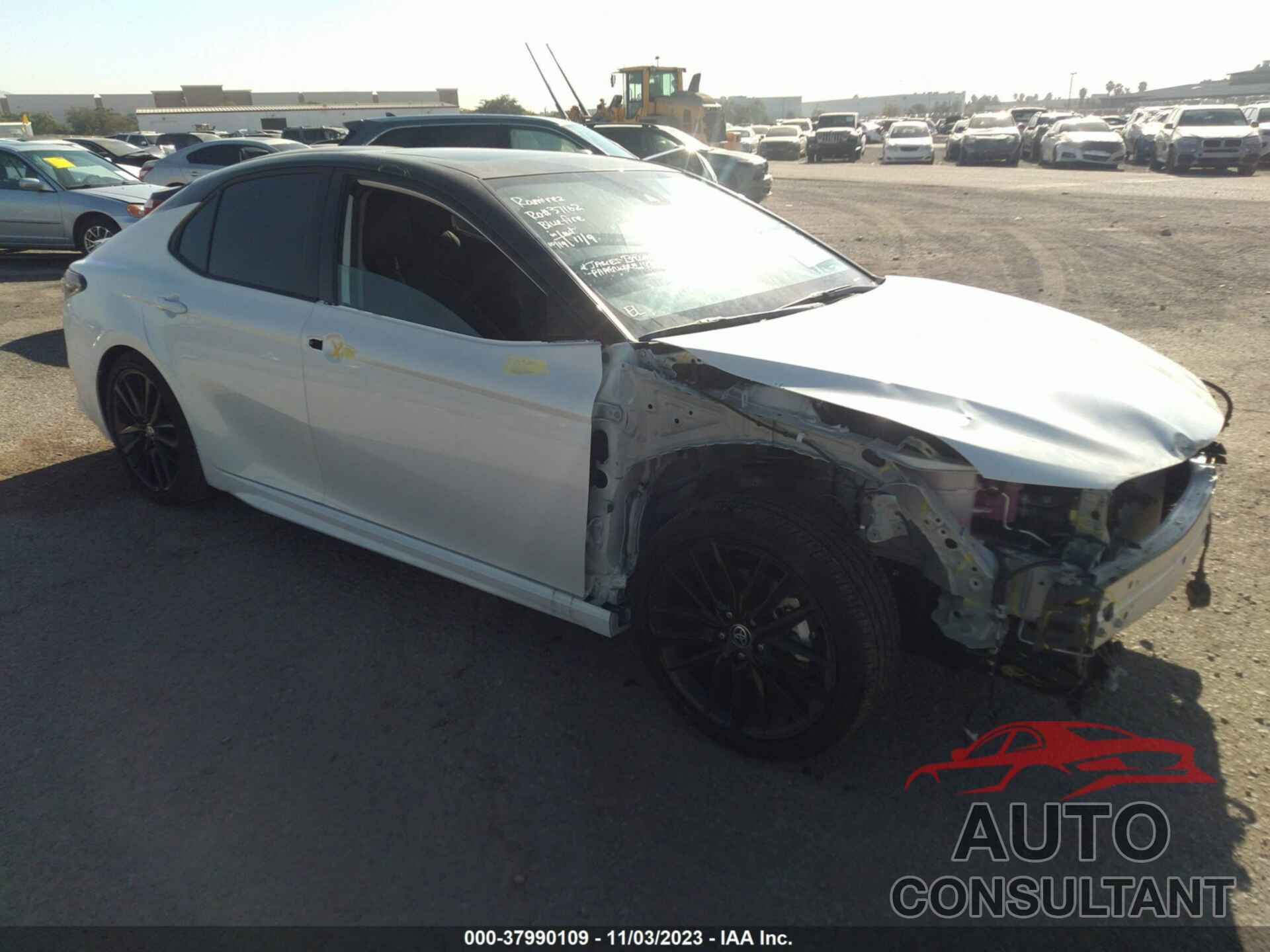 TOYOTA CAMRY 2023 - 4T1K31AK7PU057753
