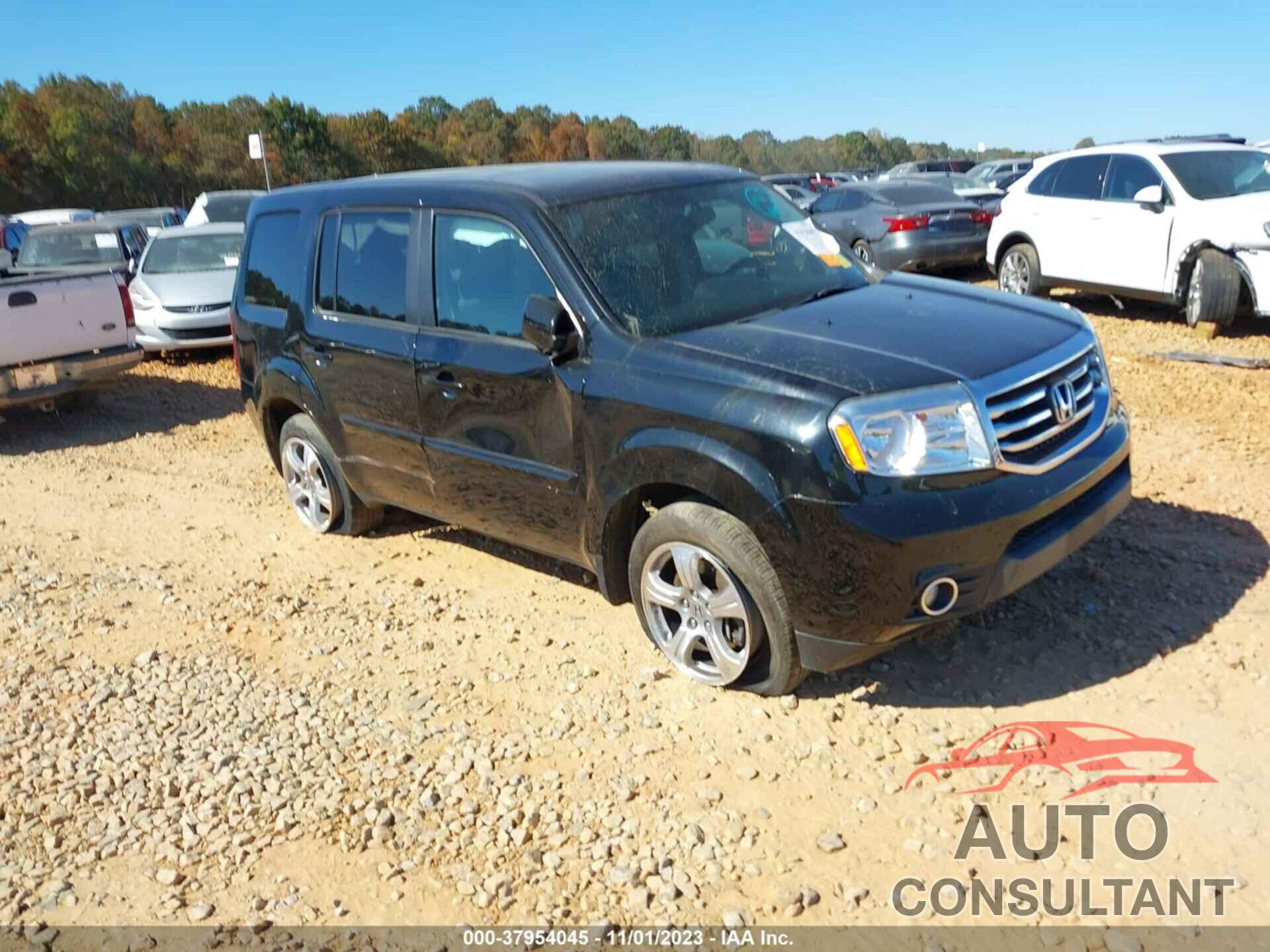 HONDA PILOT 2015 - 5FNYF4H62FB032444