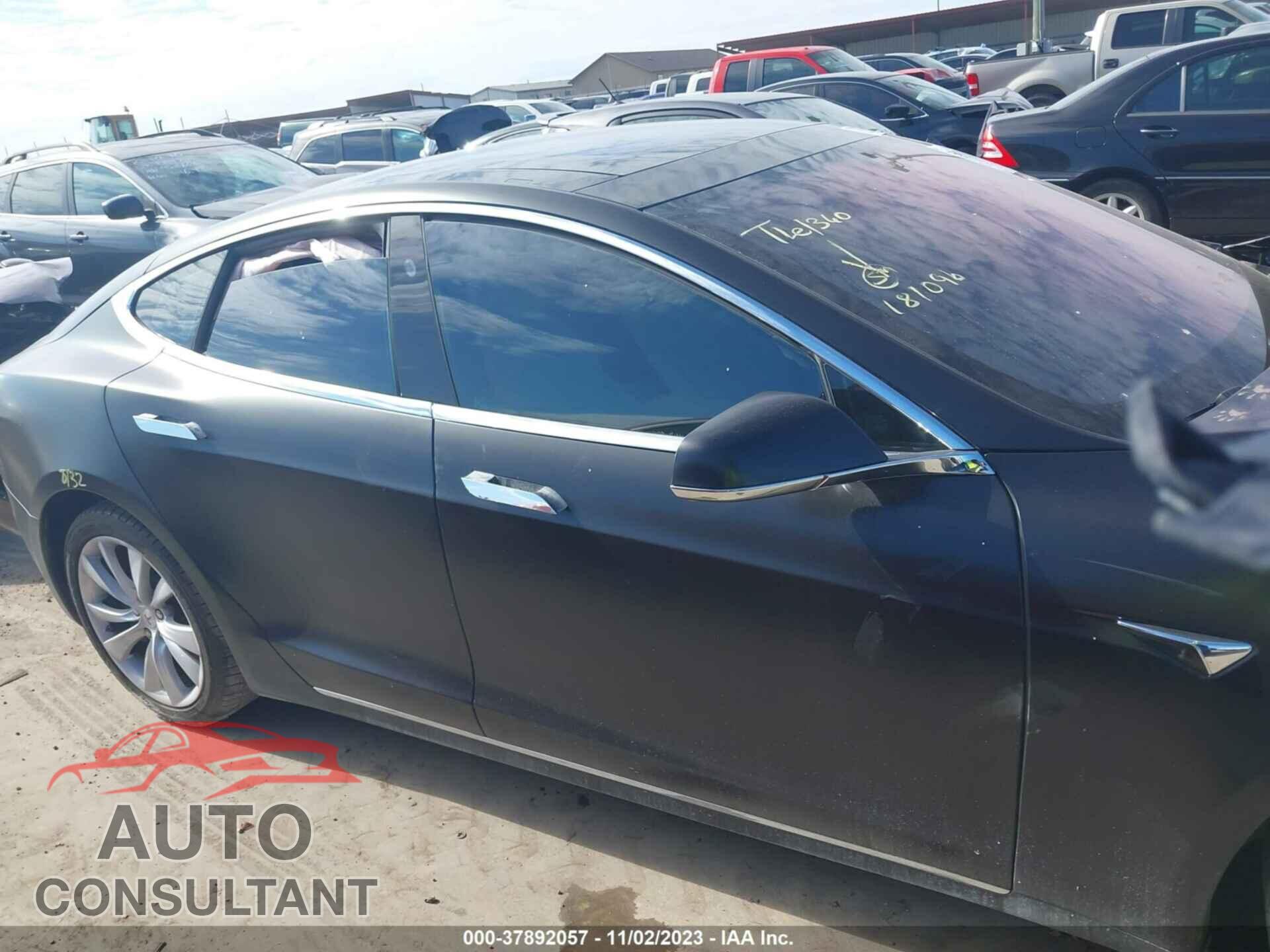 TESLA MODEL S 2017 - 5YJSA1E25HF181096