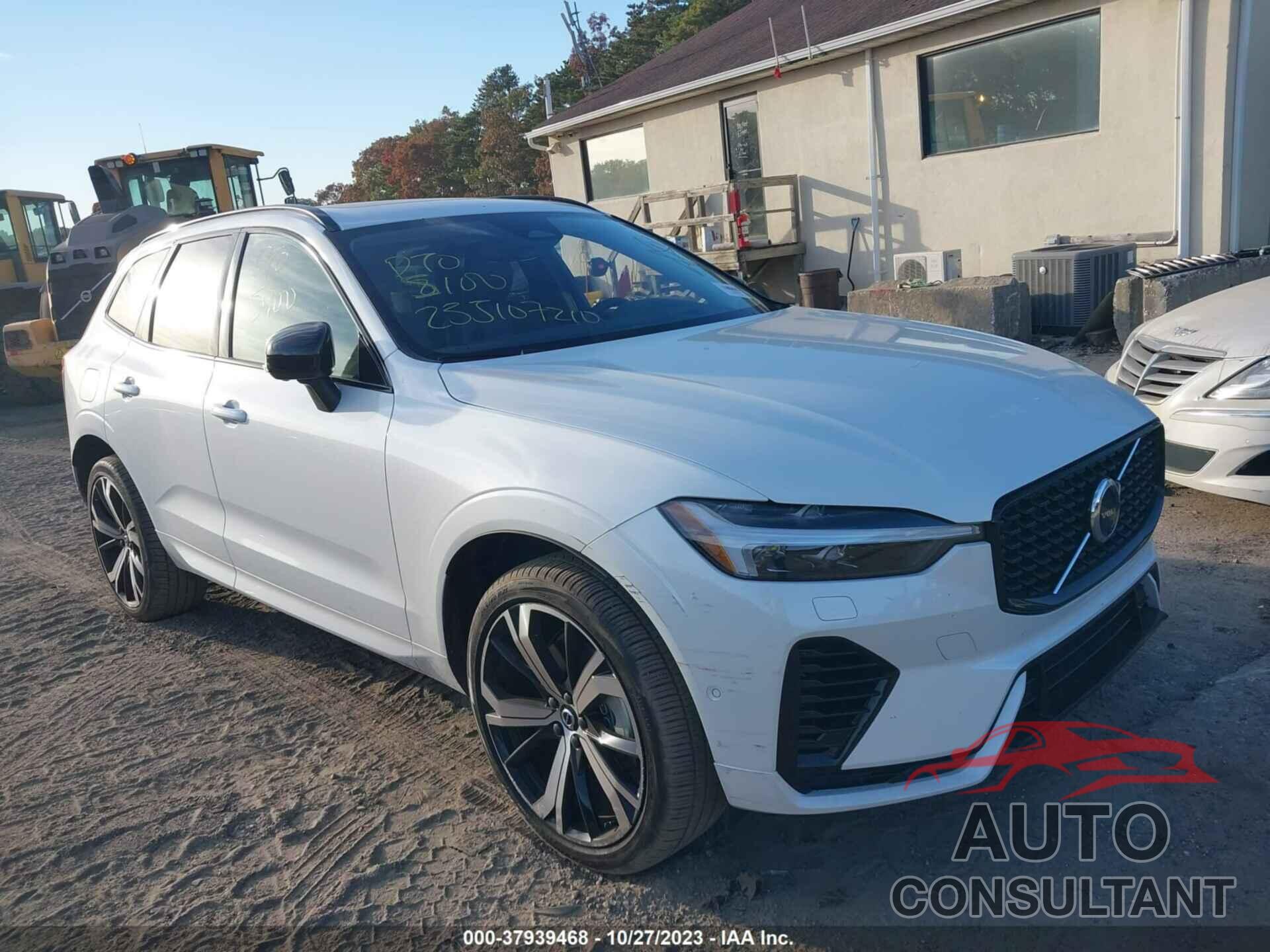 VOLVO XC60 RECHARGE PLUG-IN 2024 - YV4H60DM6R1744625