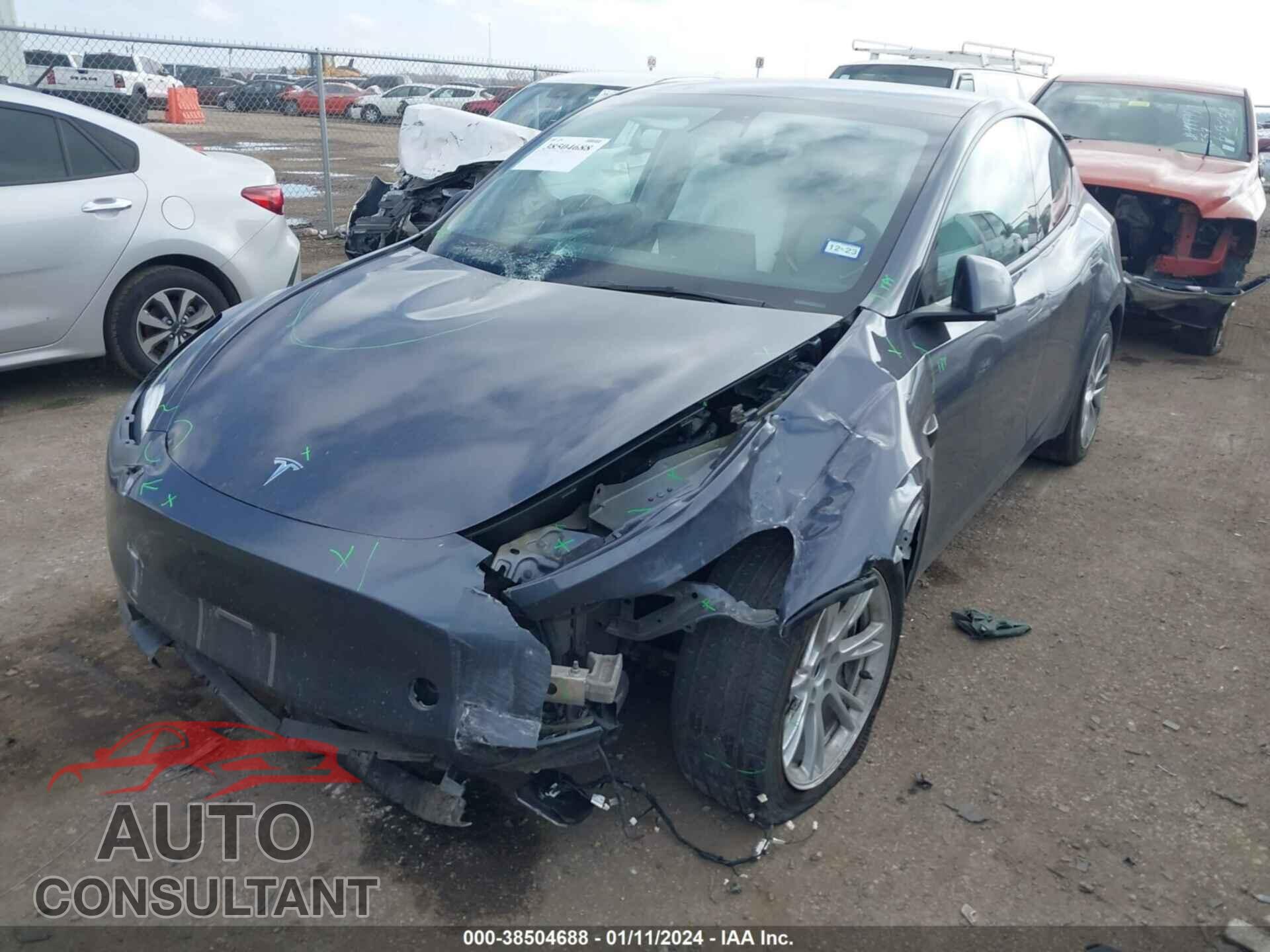 TESLA MODEL Y 2023 - 7SAYGDEEXPF617642