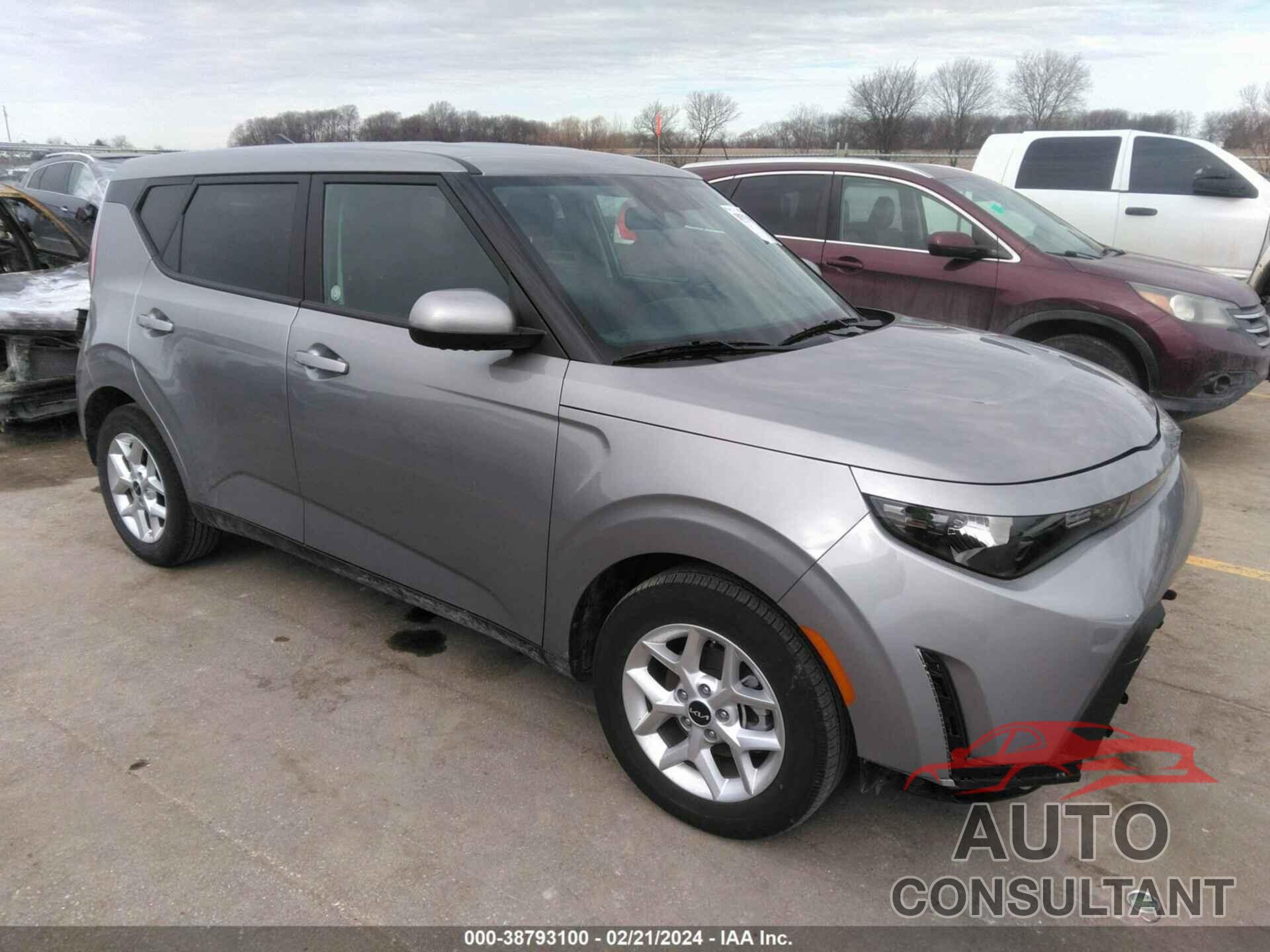KIA SOUL 2023 - KNDJ23AU4P7884267
