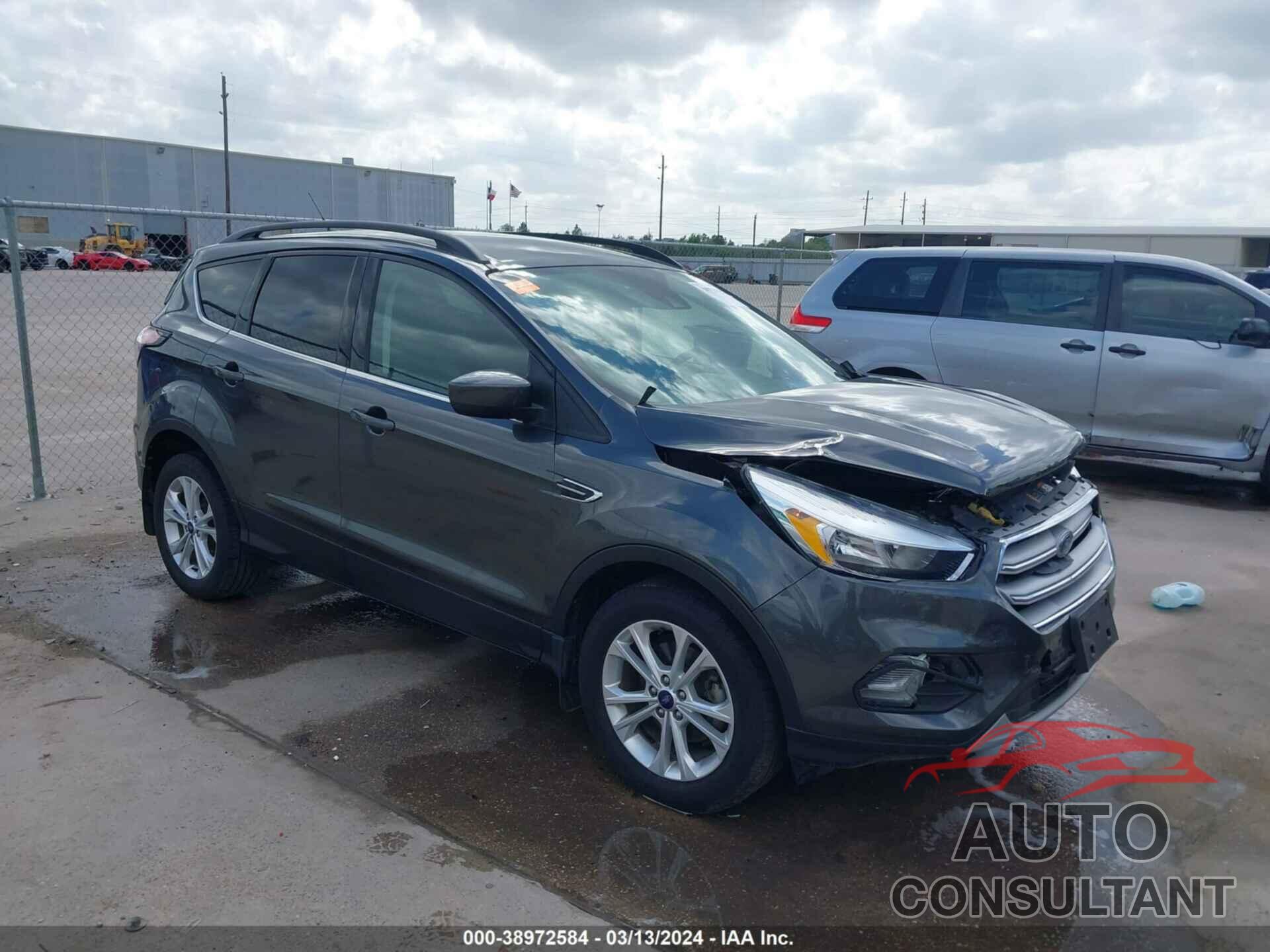 FORD ESCAPE 2018 - 1FMCU0GD3JUB85130