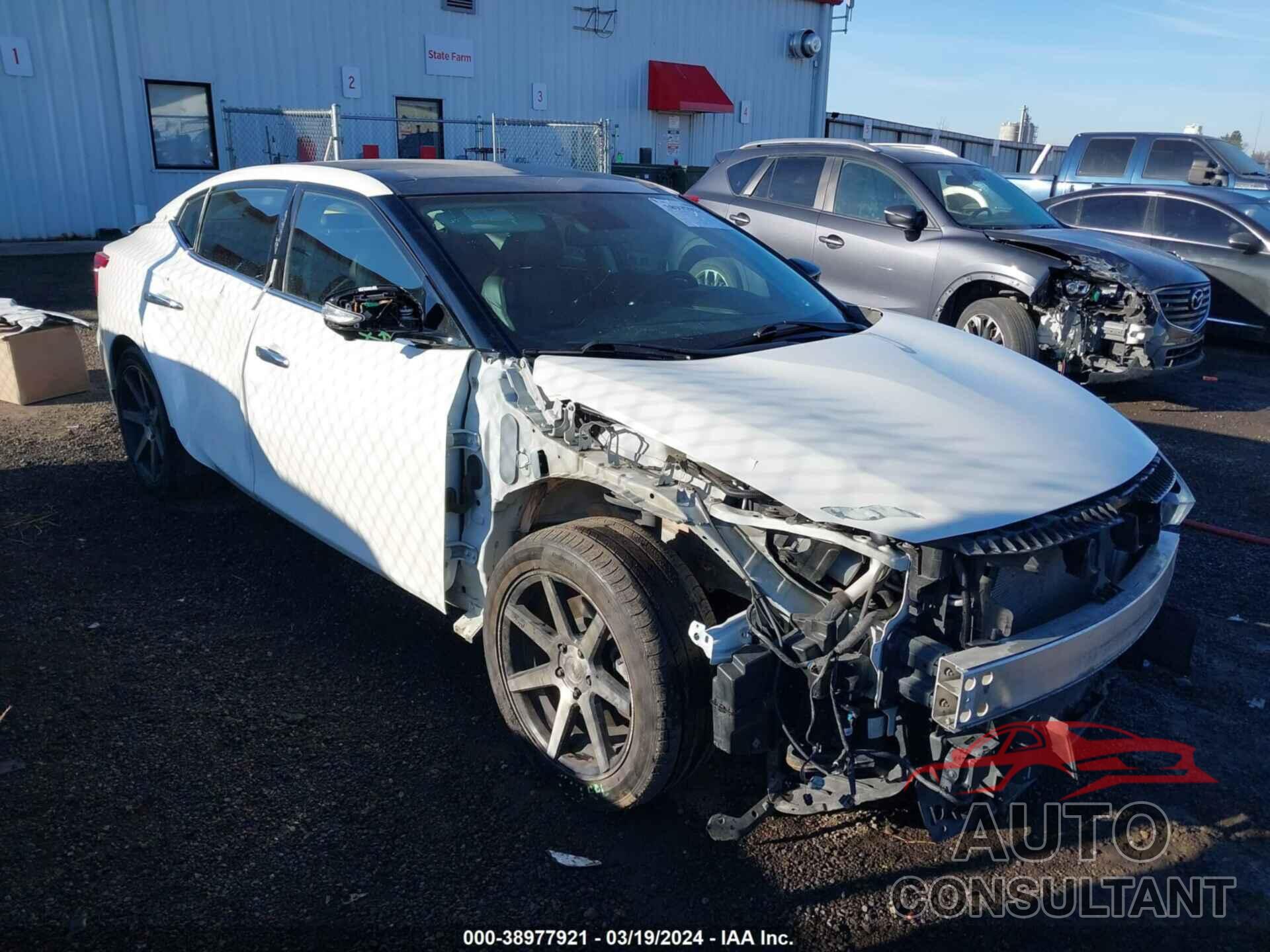 NISSAN MAXIMA 2017 - 1N4AA6AP6HC380994