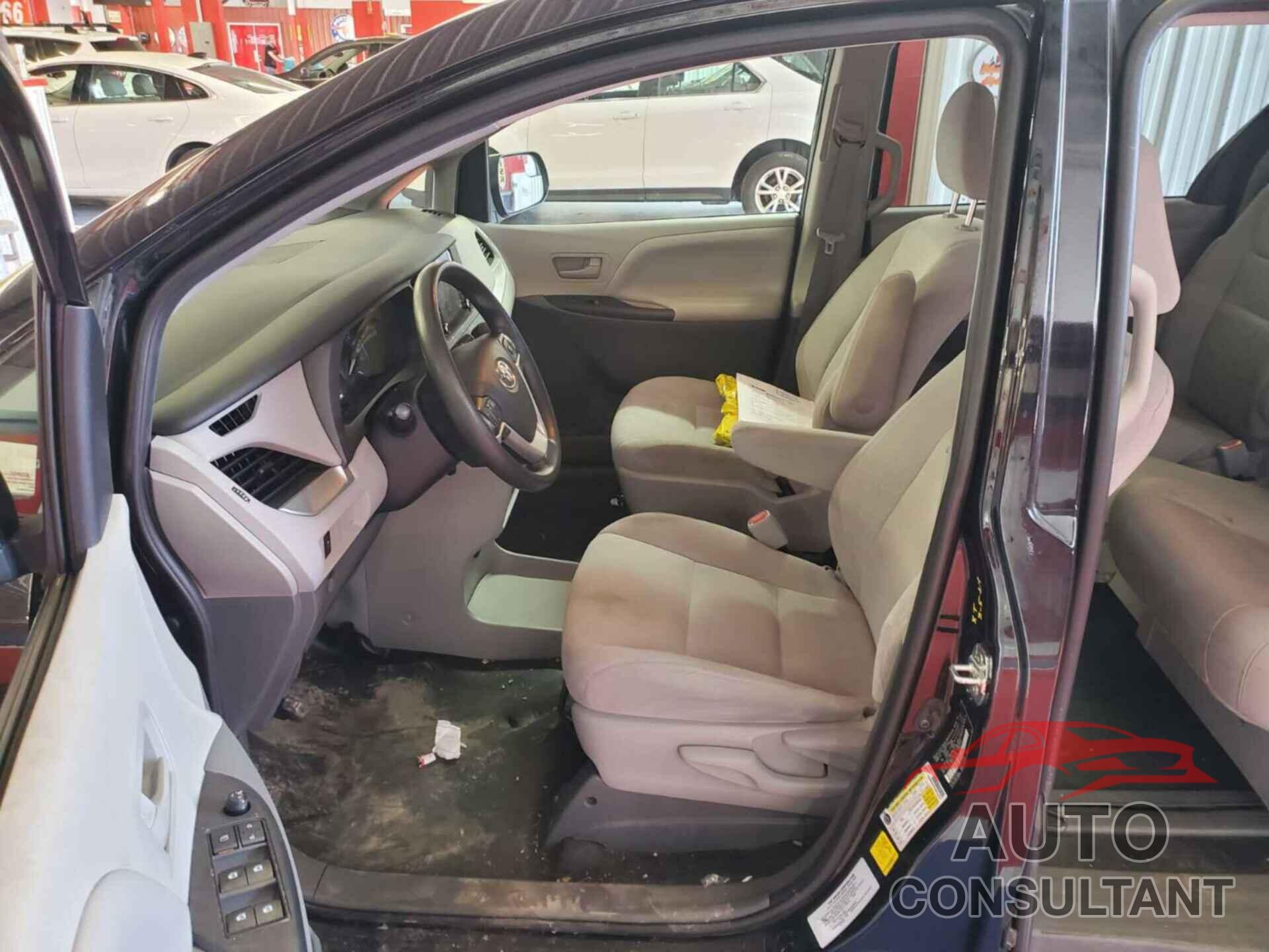 TOYOTA SIENNA 2020 - 5TDZZ3DC3LS065686