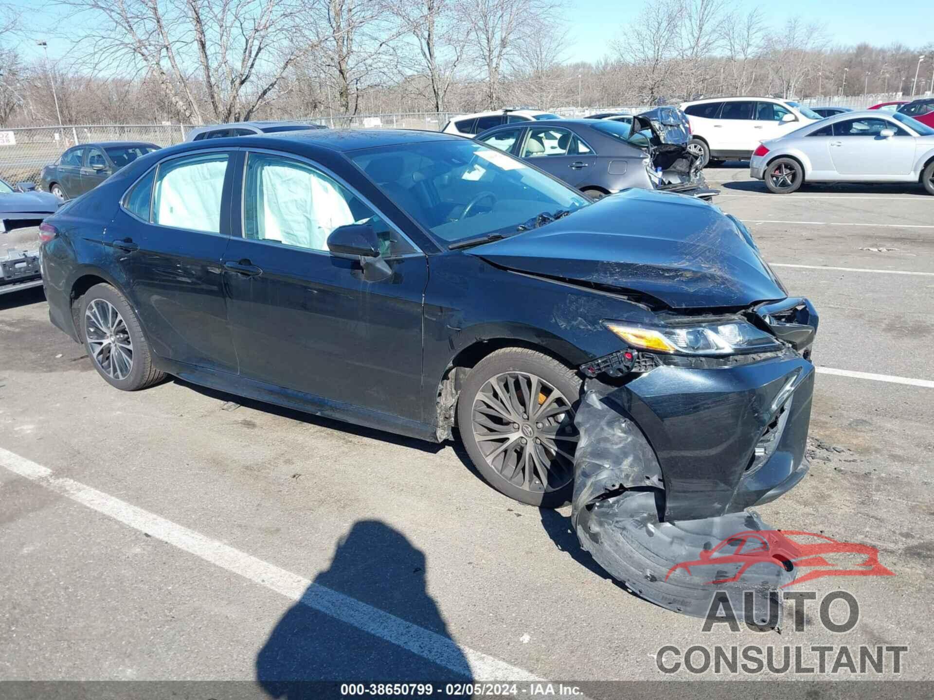 TOYOTA CAMRY 2019 - 4T1B11HK8KU742770