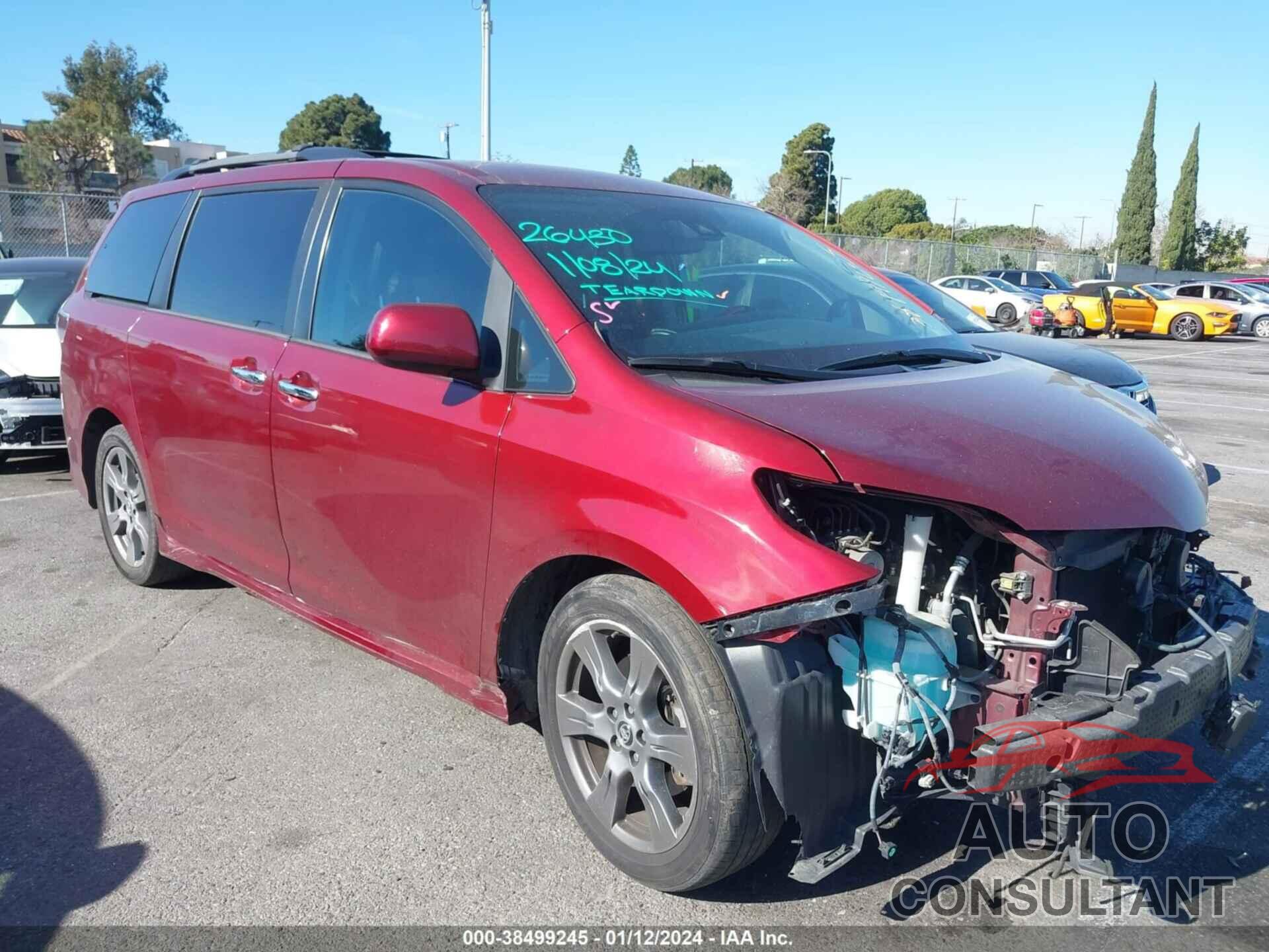 TOYOTA SIENNA 2018 - 5TDXZ3DCXJS954439