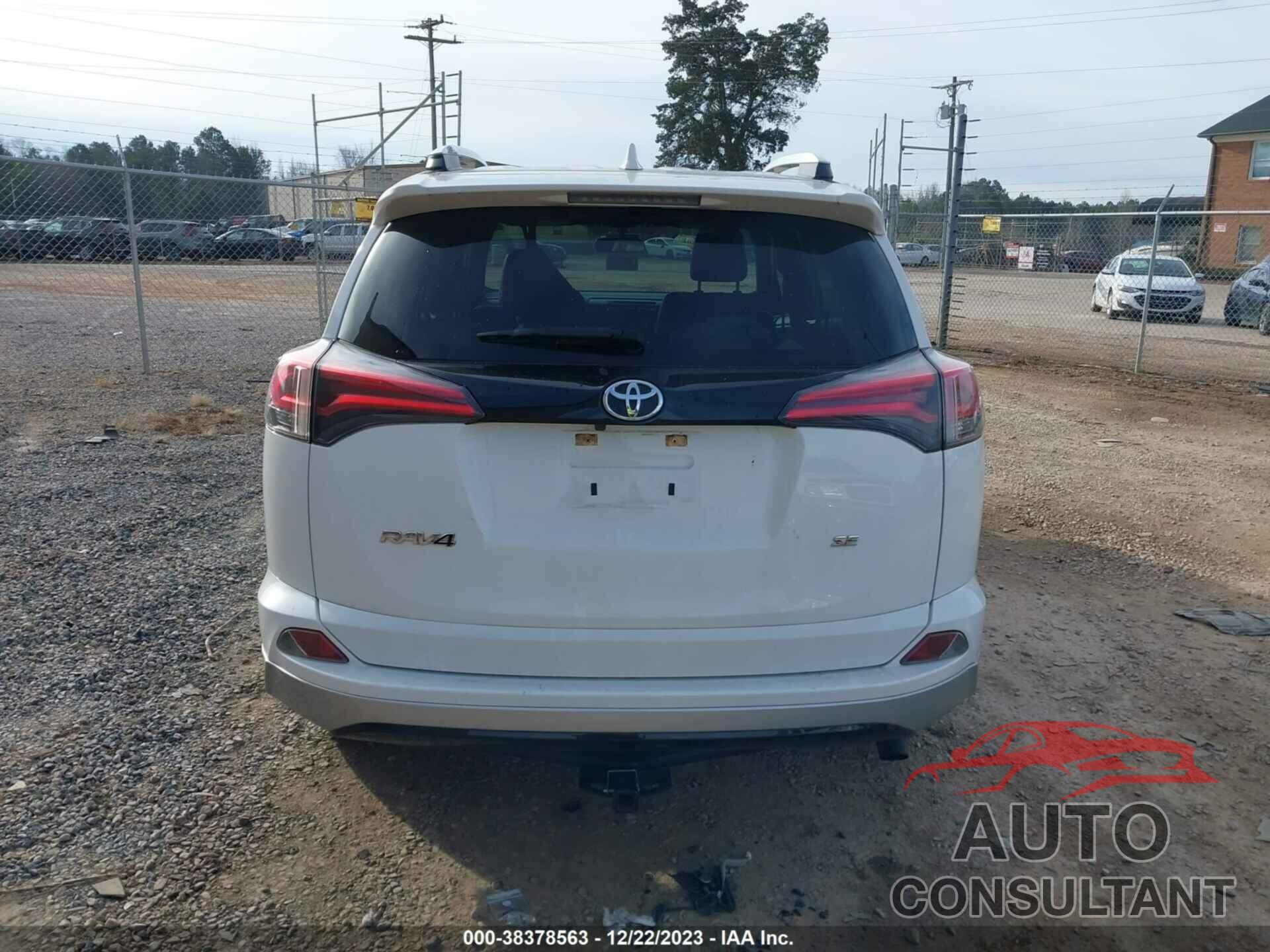 TOYOTA RAV4 2016 - JTMNFREV5GJ096421