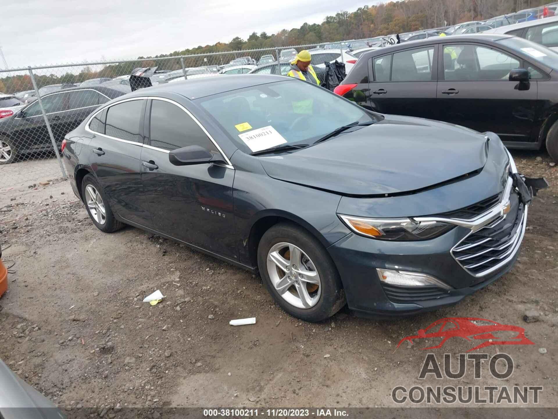 CHEVROLET MALIBU 2020 - 1G1ZB5ST4LF008036