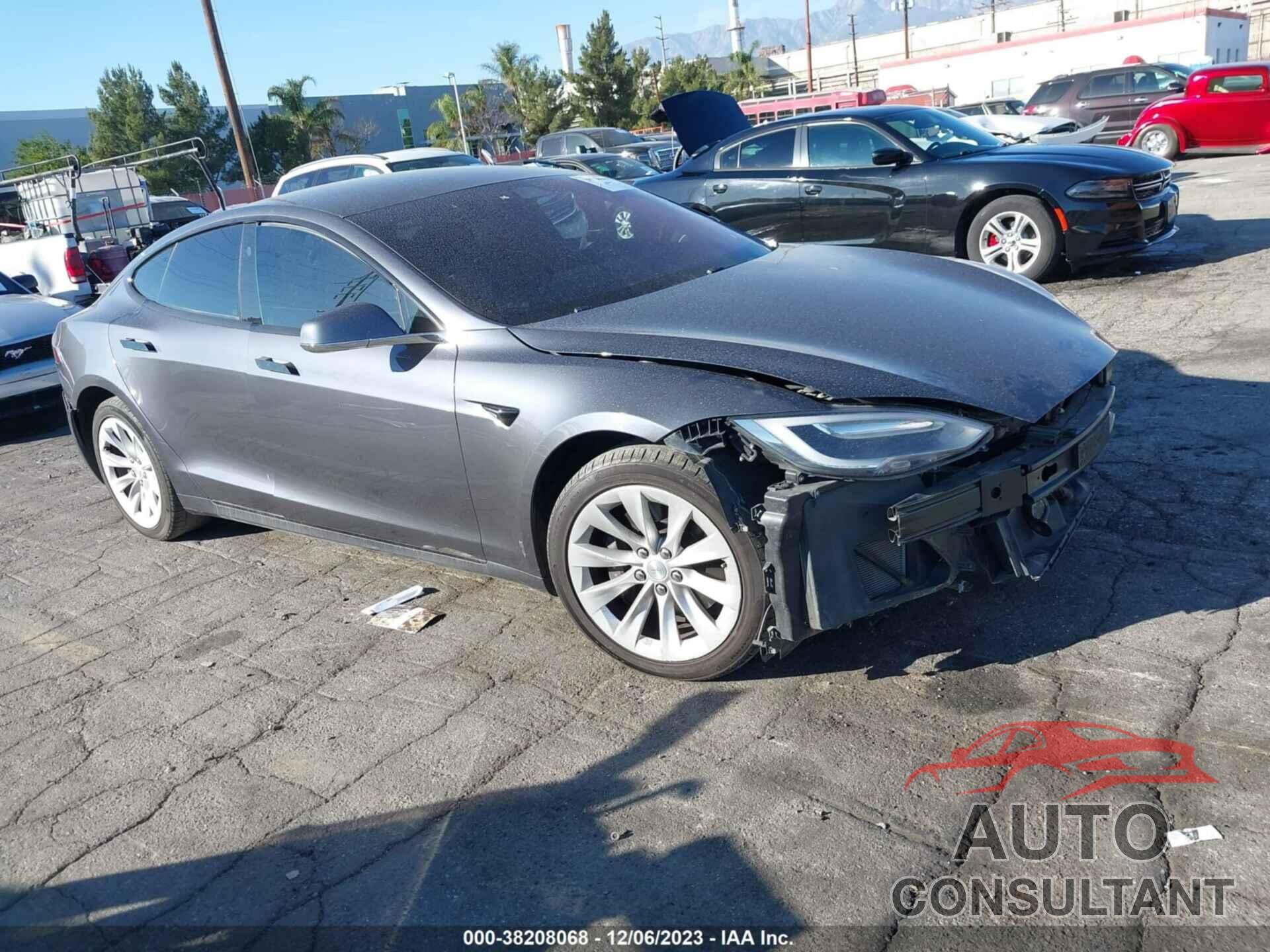 TESLA MODEL S 2017 - 5YJSA1E15HF197001