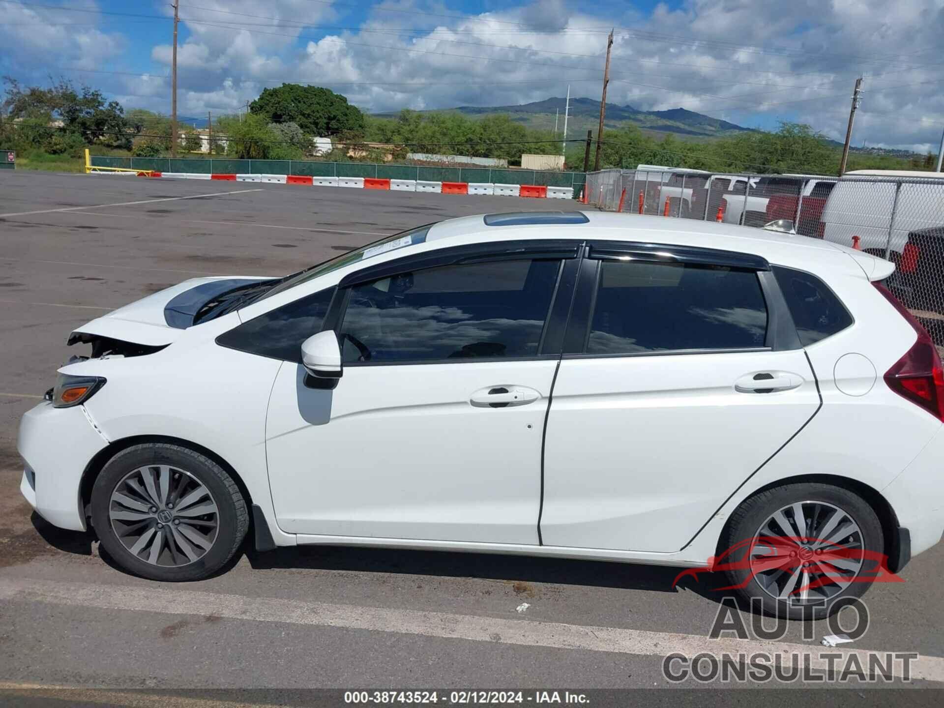 HONDA FIT 2017 - JHMGK5H76HS012207