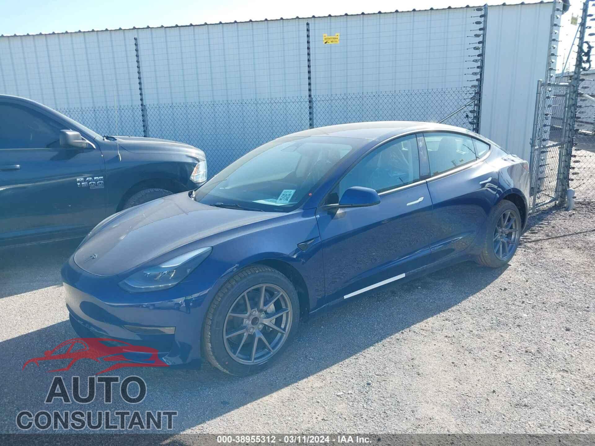 TESLA MODEL 3 2023 - 5YJ3E1EA8PF711656