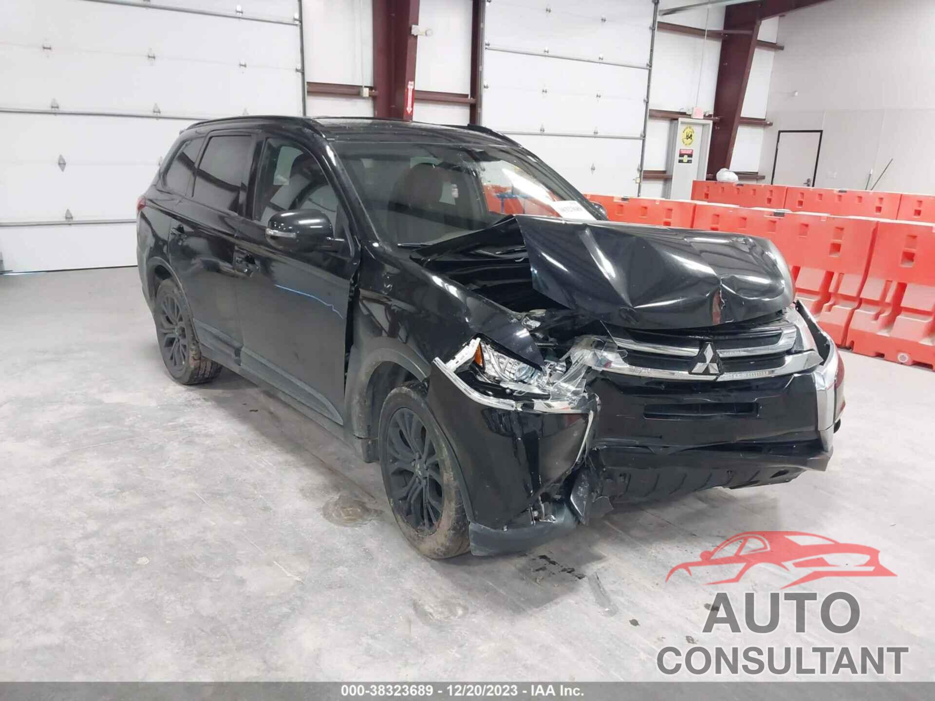 MITSUBISHI OUTLANDER 2018 - JA4AD3A37JZ059962