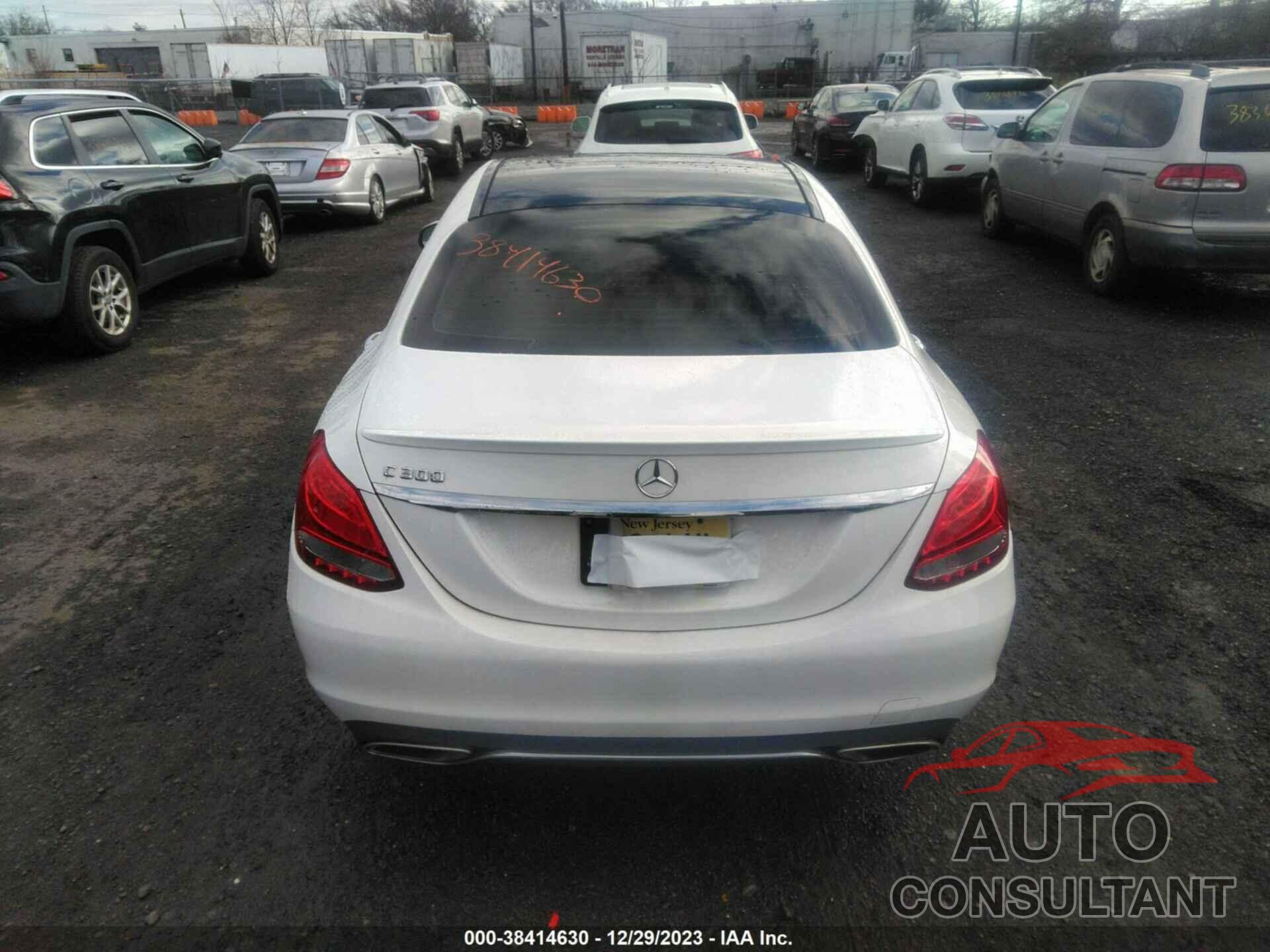 MERCEDES-BENZ C 300 2016 - 55SWF4KB4GU145065