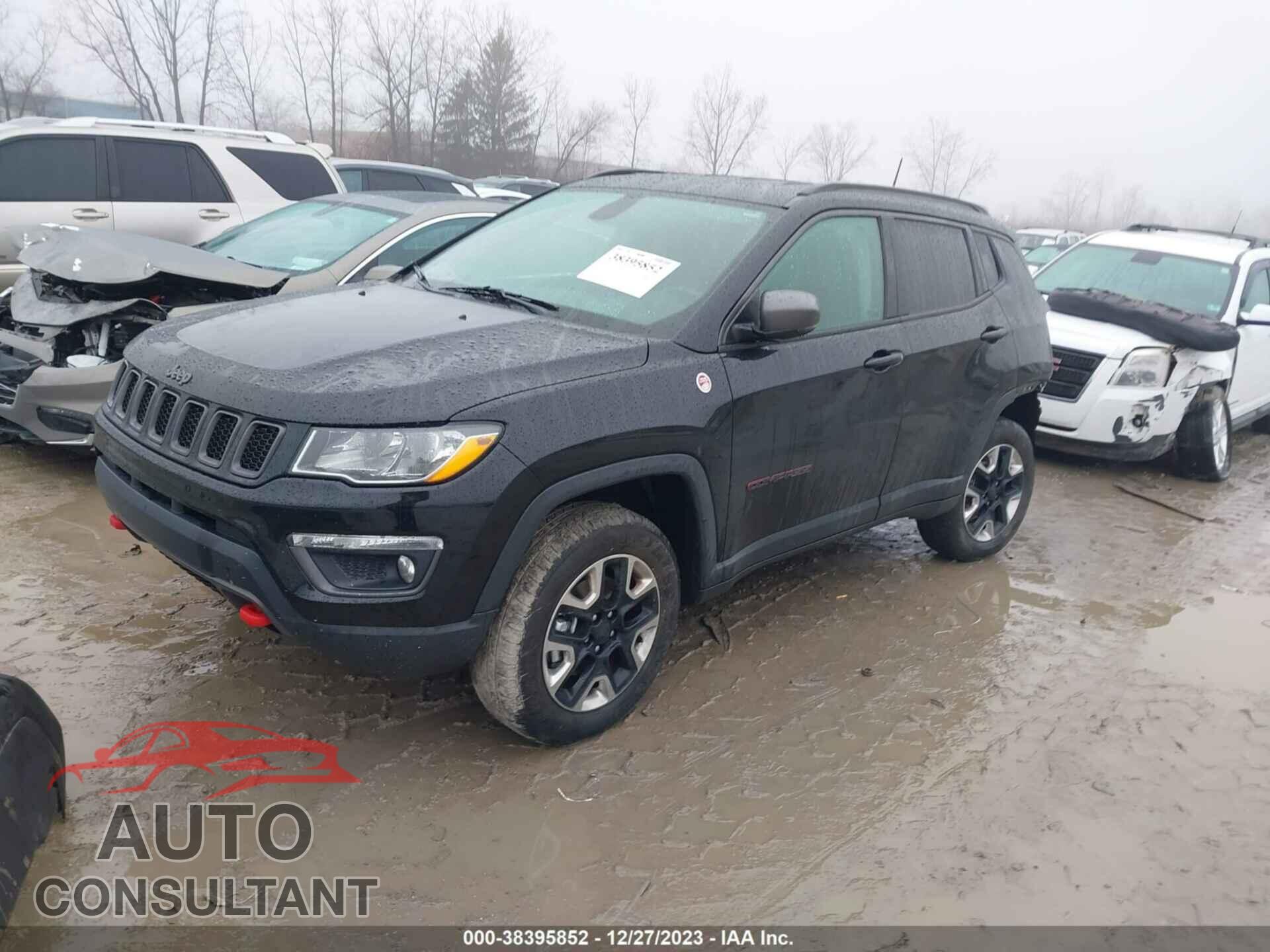 JEEP COMPASS 2018 - 3C4NJDDB0JT201004