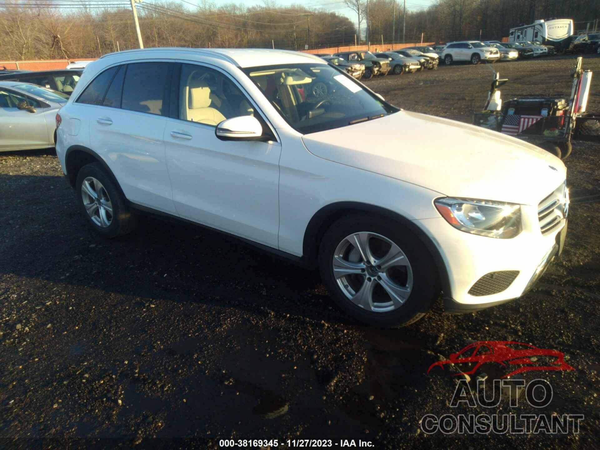 MERCEDES-BENZ GLC 300 2018 - WDC0G4KB2JV089117