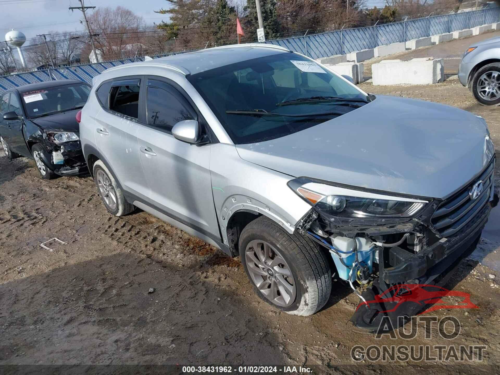 HYUNDAI TUCSON 2018 - KM8J3CA49JU603761