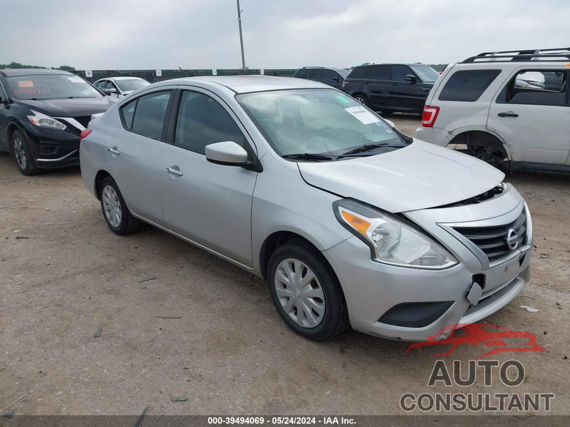 NISSAN VERSA 2018 - 3N1CN7AP9JL810723