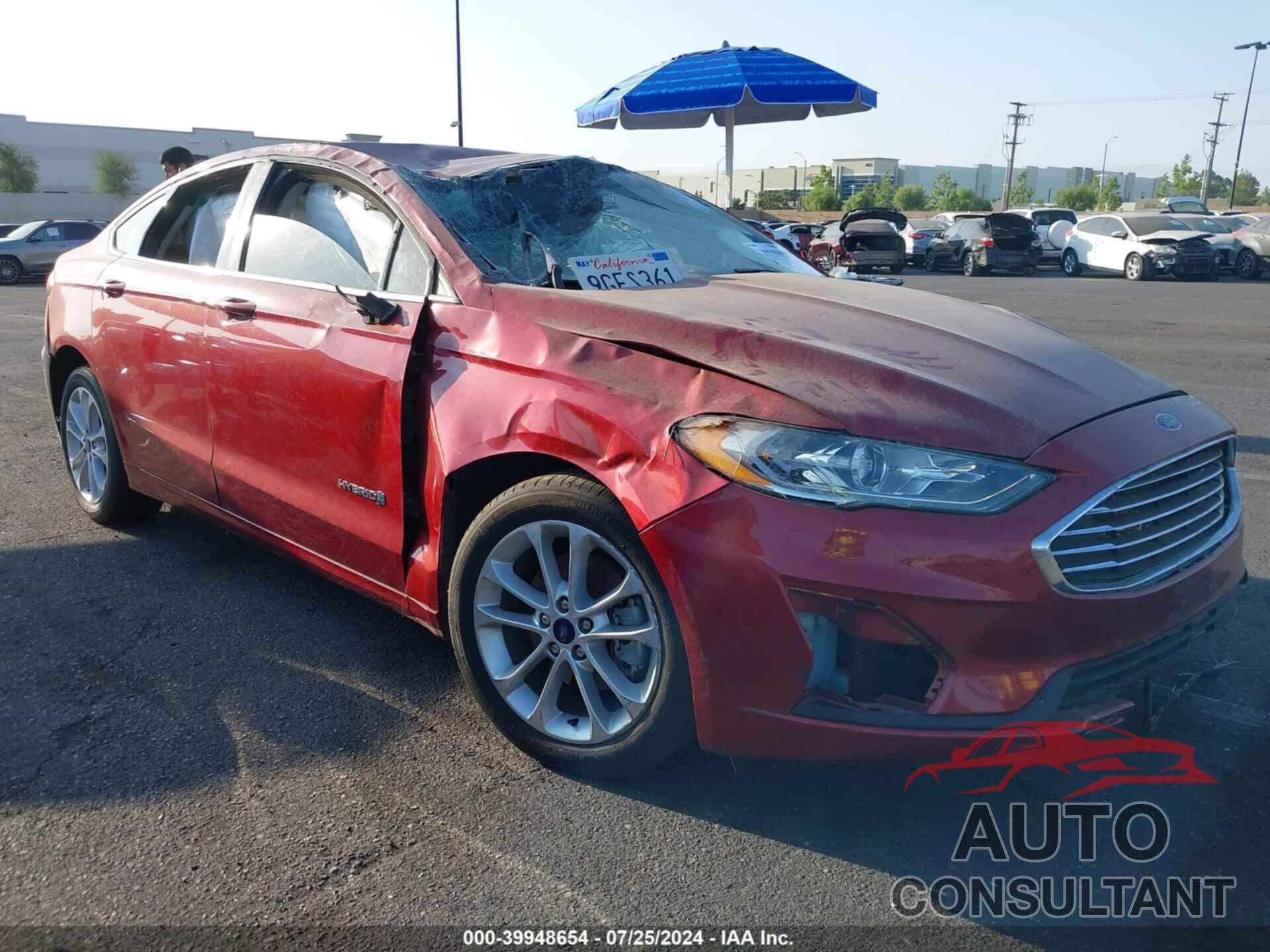 FORD FUSION HYBRID 2019 - 3FA6P0LU7KR200757