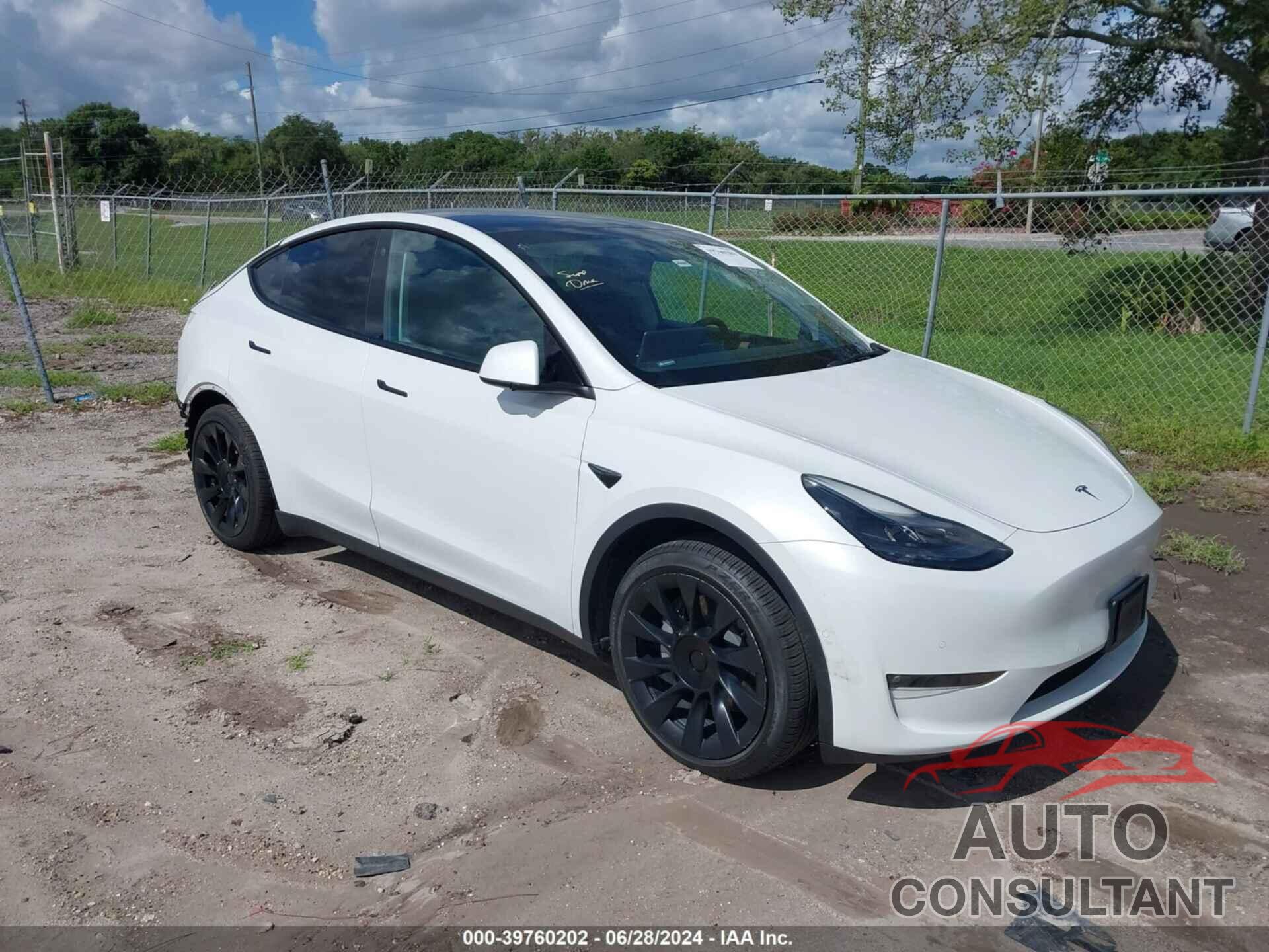 TESLA MODEL Y 2022 - 7SAYGAEE9NF560376