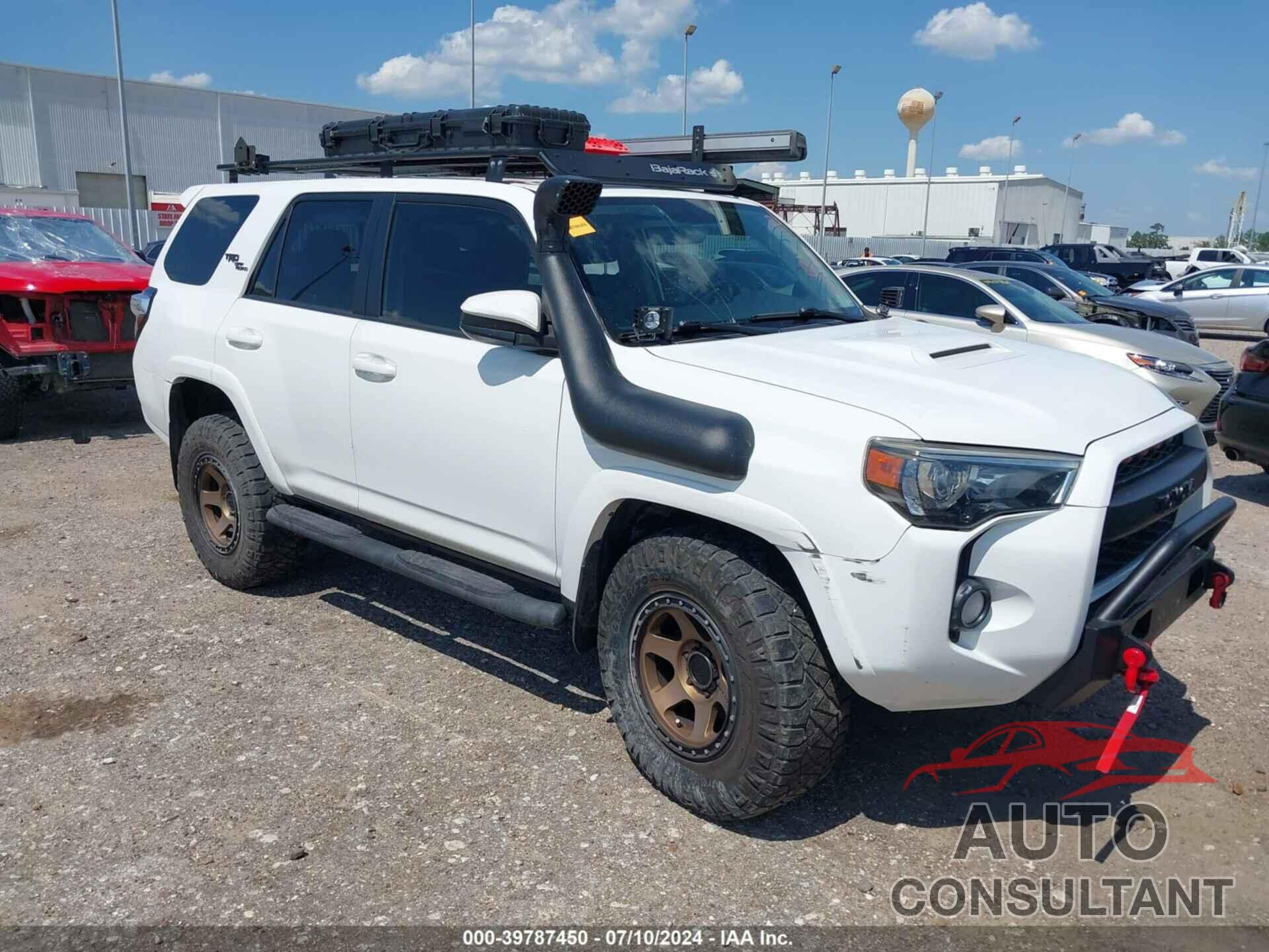 TOYOTA 4RUNNER 2018 - JTEBU5JR9J5532645