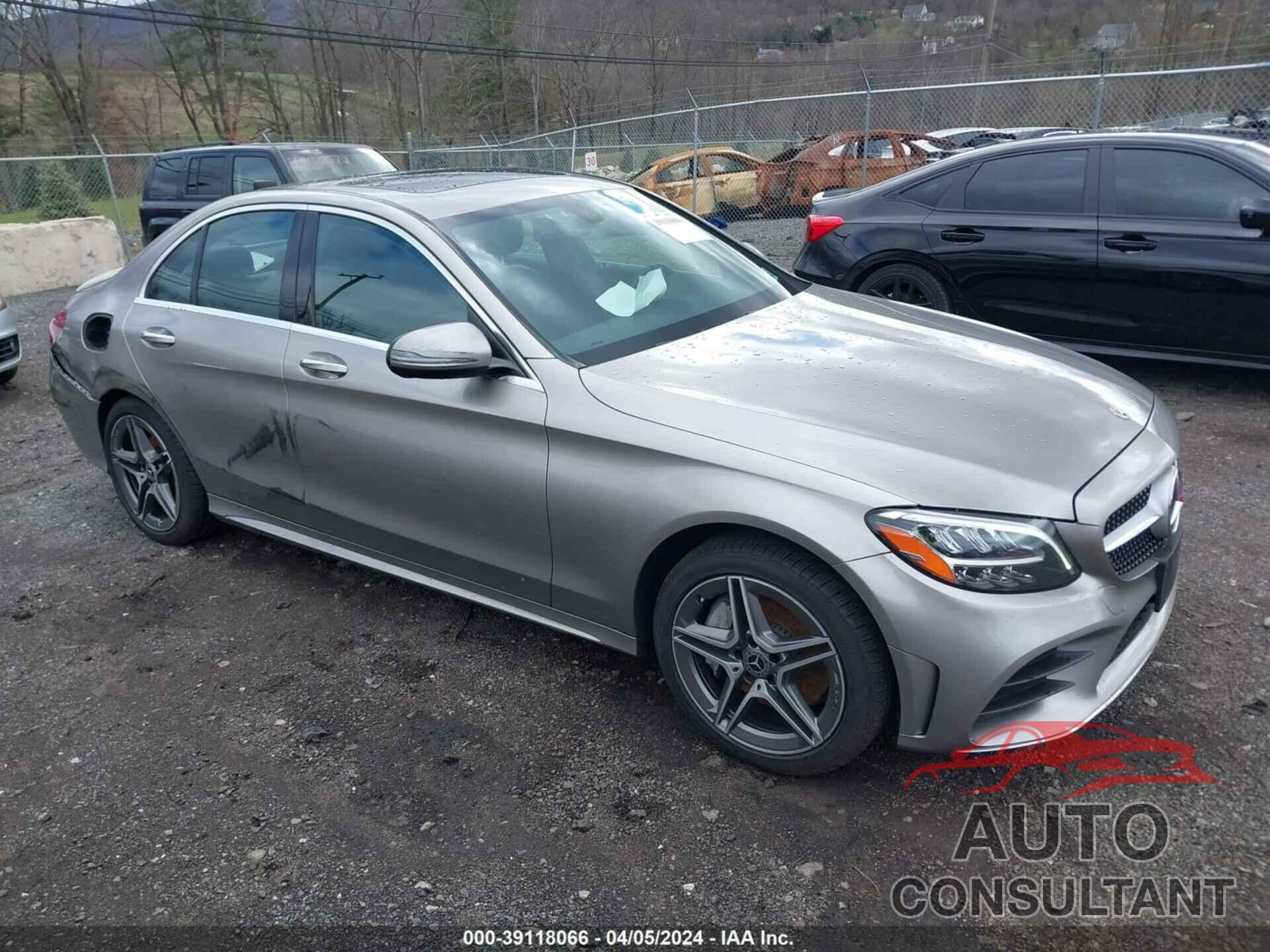 MERCEDES-BENZ C 300 2020 - 55SWF8EB3LU326882