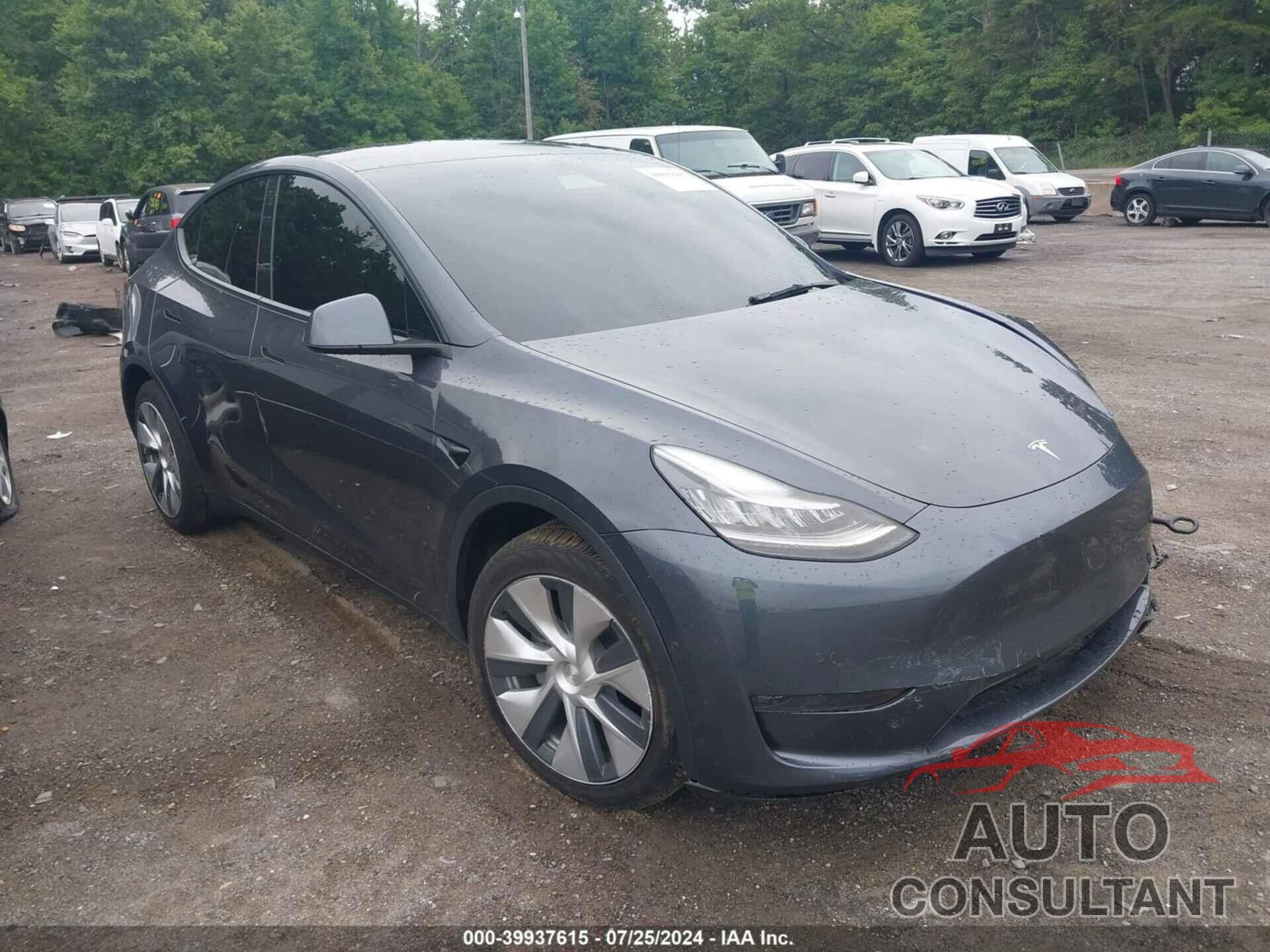 TESLA MODEL Y 2021 - 5YJYGDEE8MF088717