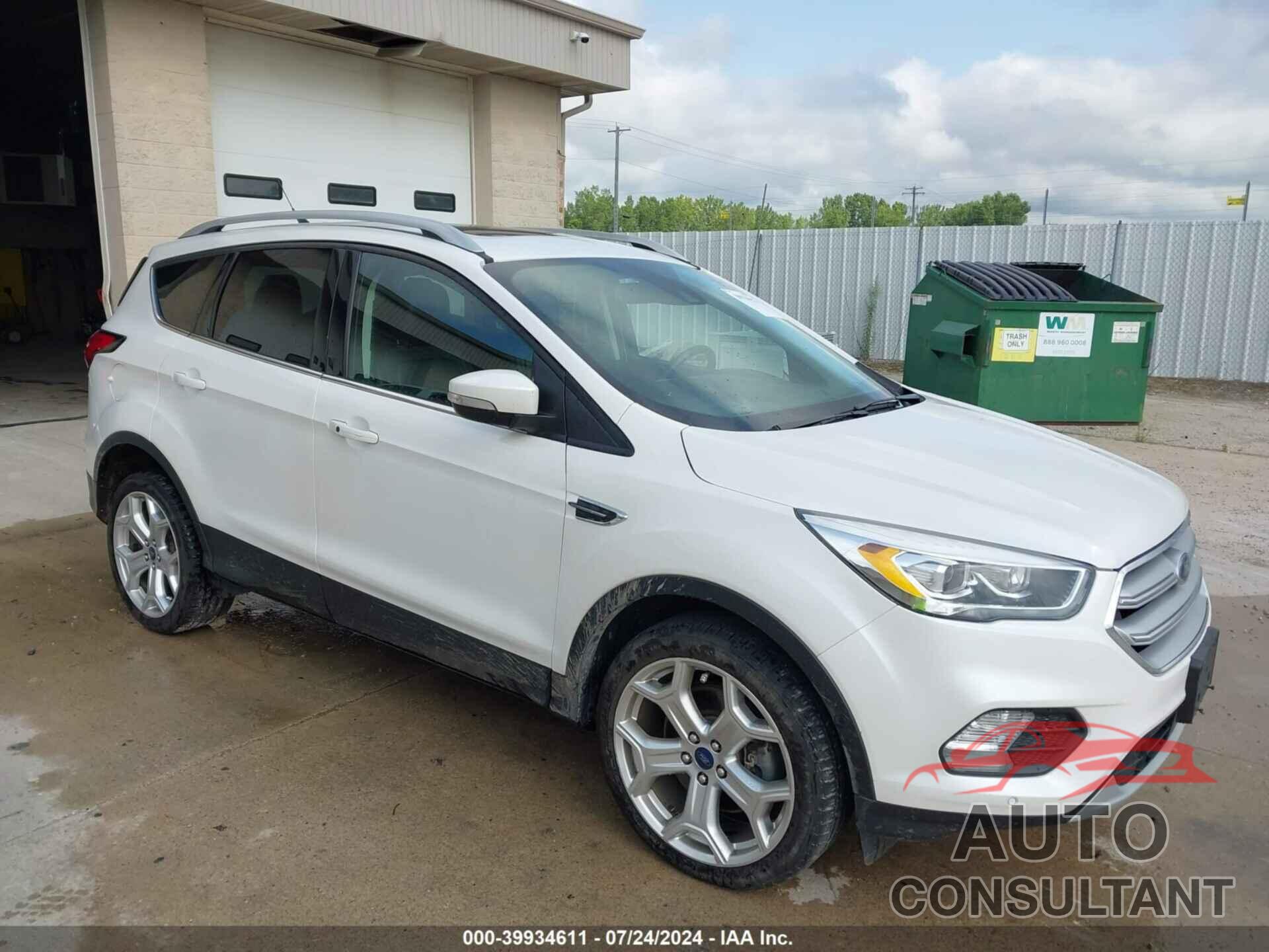 FORD ESCAPE 2019 - 1FMCU9J96KUB50673