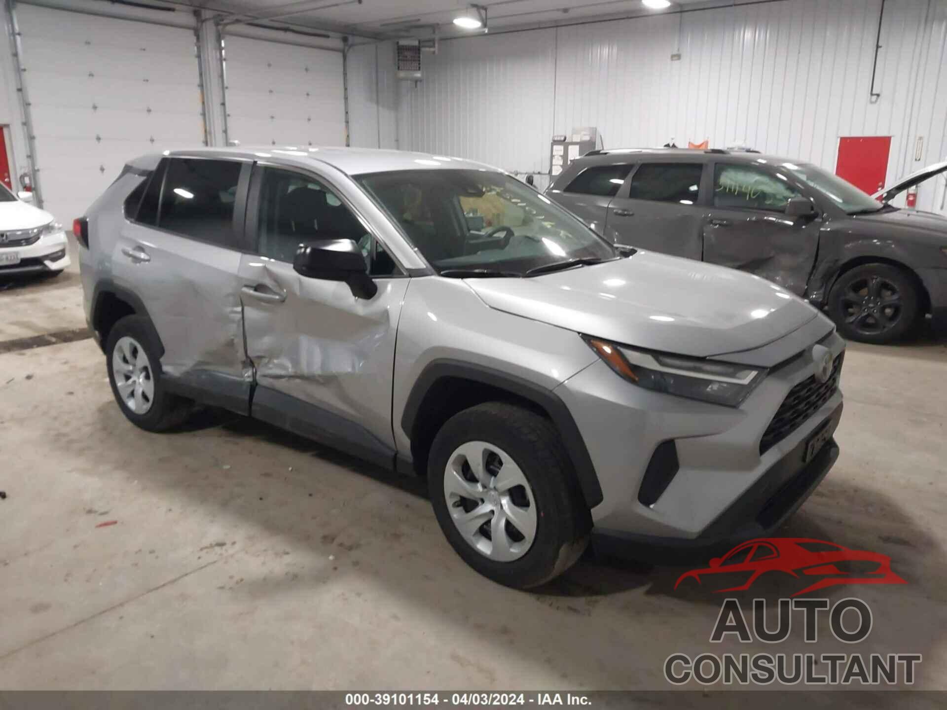 TOYOTA RAV4 2023 - 2T3F1RFV3PW380701