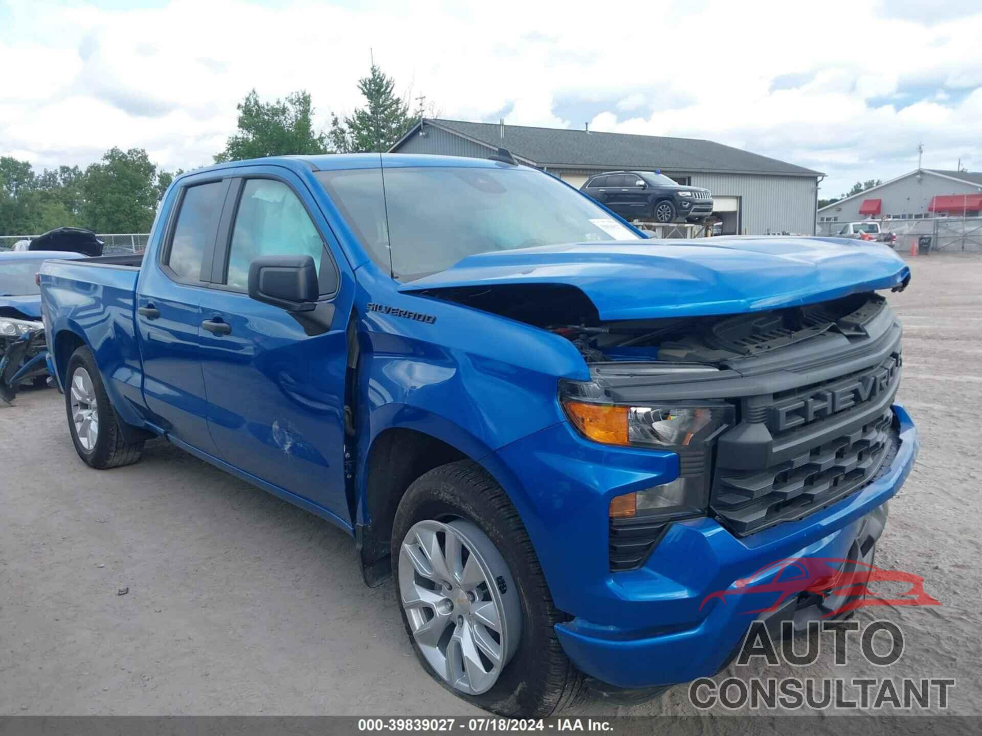 CHEVROLET SILVERADO 1500 2022 - 1GCRDBEK8NZ614587