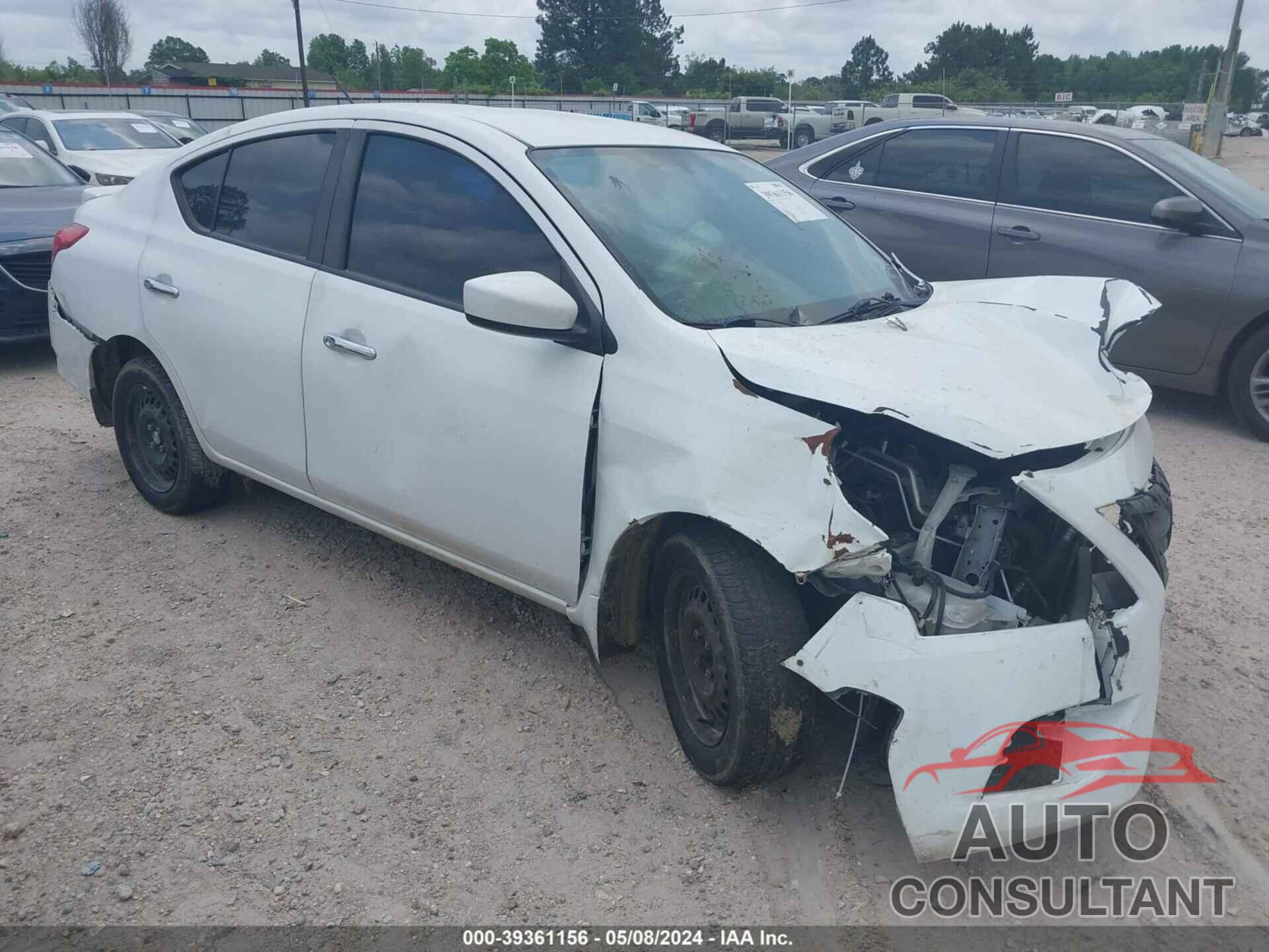 NISSAN VERSA 2018 - 3N1CN7AP1JL859544