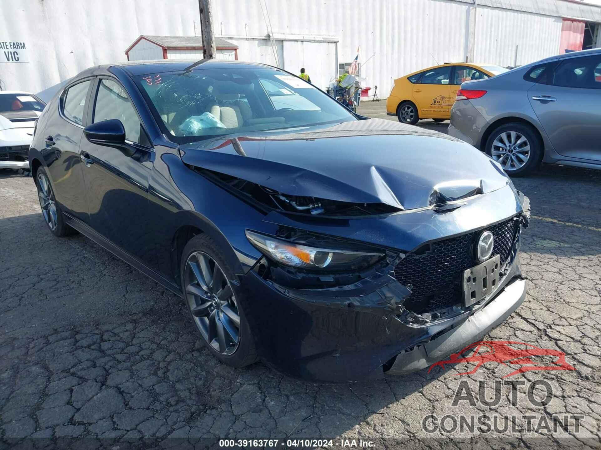 MAZDA 3 2019 - JM1BPAMM1K1139560