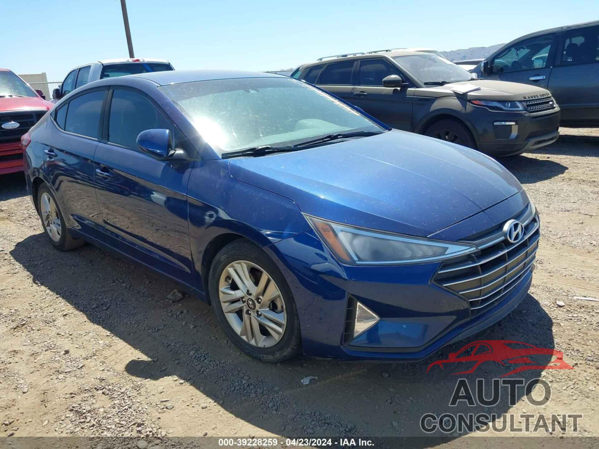 HYUNDAI ELANTRA 2019 - 5NPD84LF8KH458750