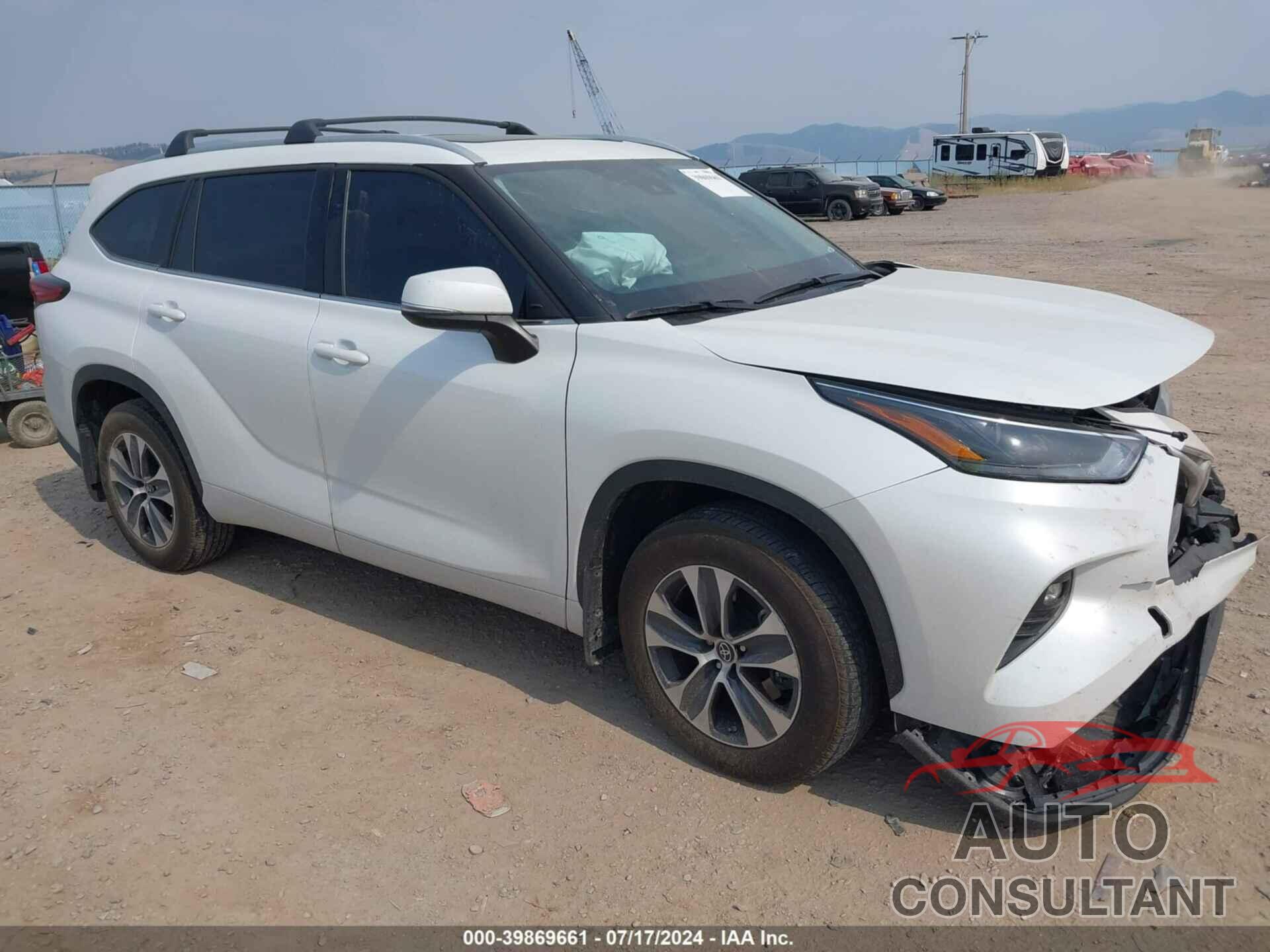 TOYOTA HIGHLANDER 2022 - 5TDGZRBH2NS237718