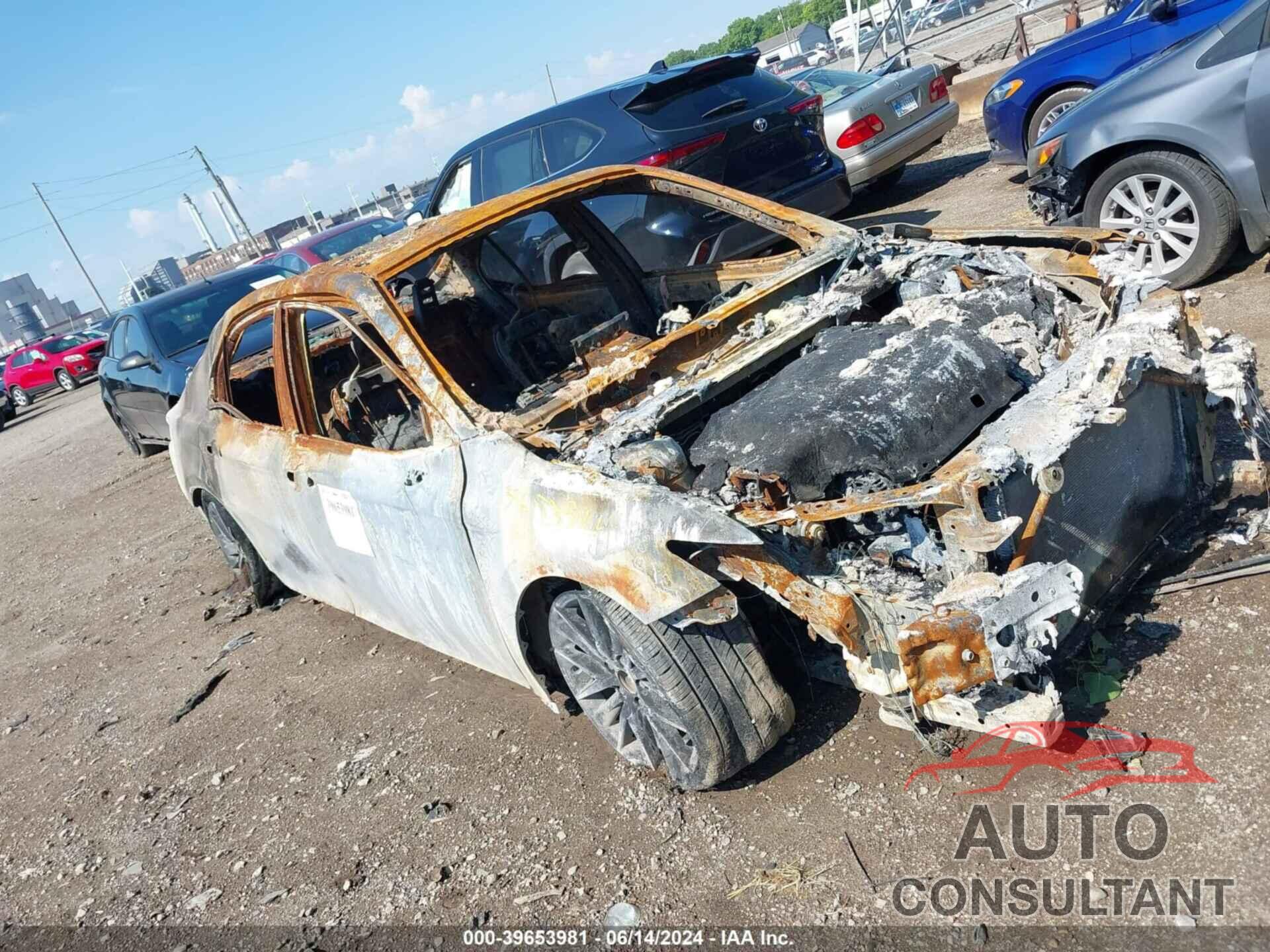 TOYOTA CAMRY 2022 - 4T1G11AK2NU632446