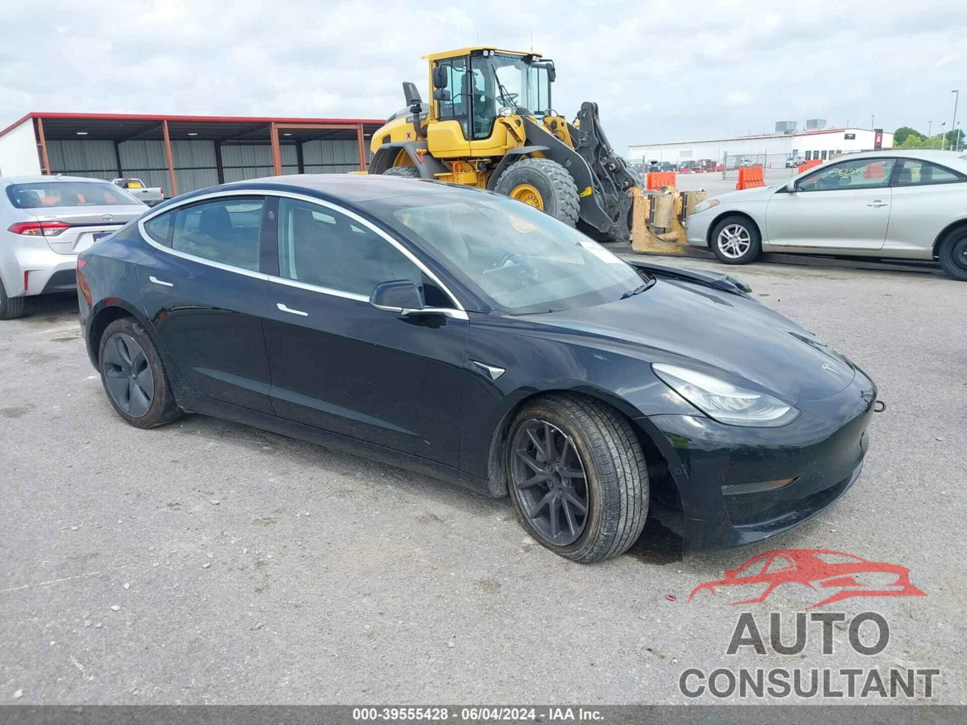 TESLA MODEL 3 2018 - 5YJ3E1EA0JF005854