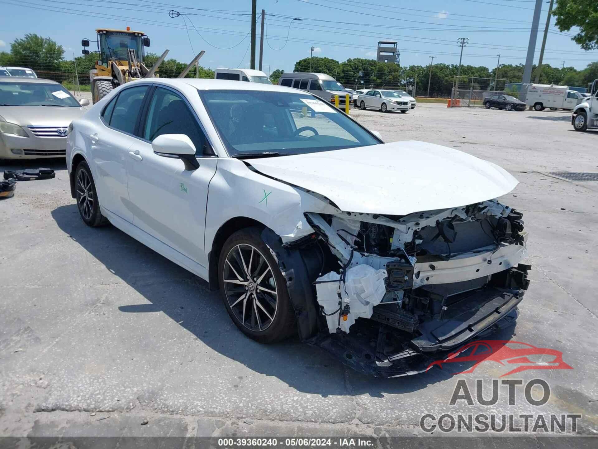 TOYOTA CAMRY 2023 - 4T1T11AK2PU820806